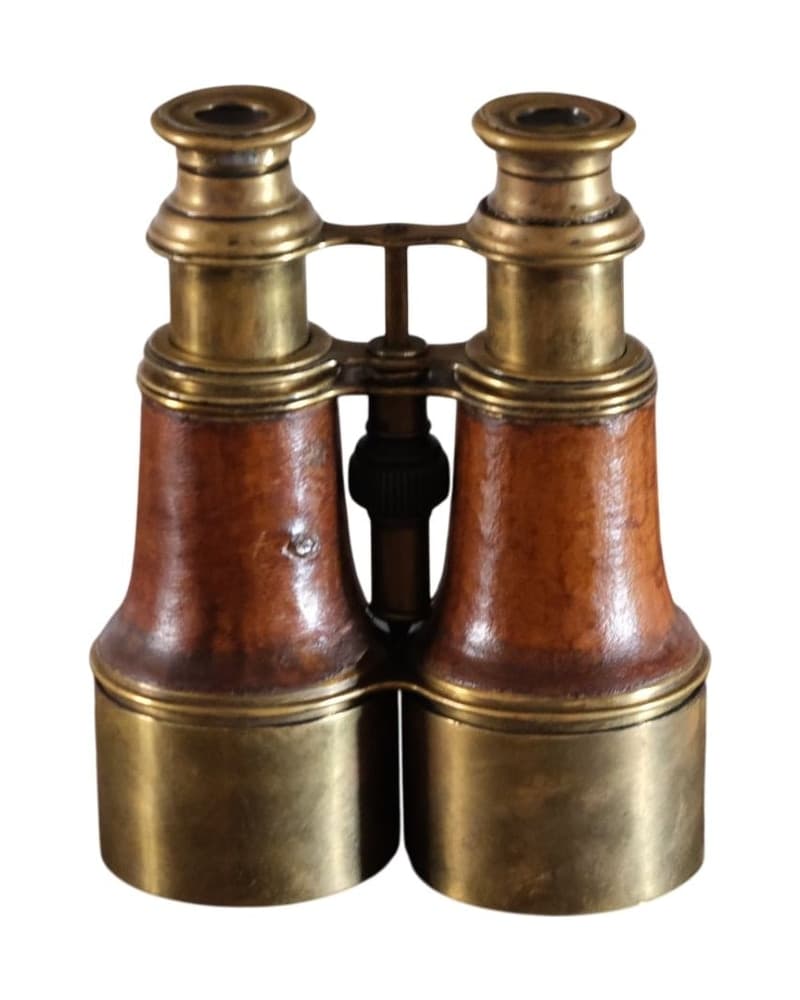 Prismáticos de Ópera del Siglo XIX–XX en Latón y Cuero