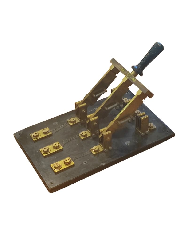 Interruptor Industrial del Siglo XX