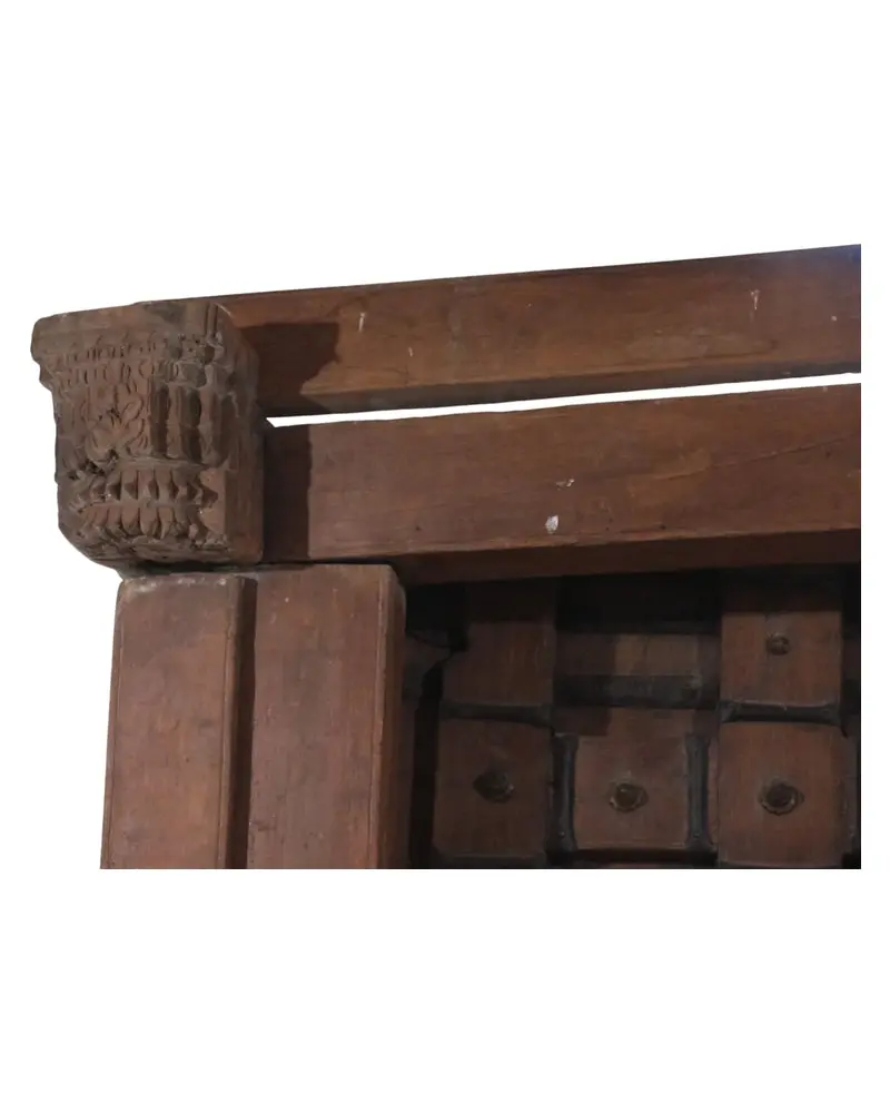 Porton de un Templo del norte de la India, Siglo XIX, Puertas Nobles de la India, Siglo XIX · vista 4/10