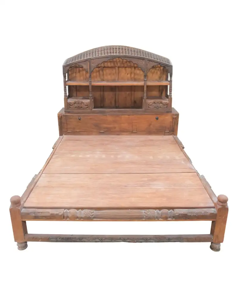 Cama de Teca con Cabezal de la India, Siglo XX