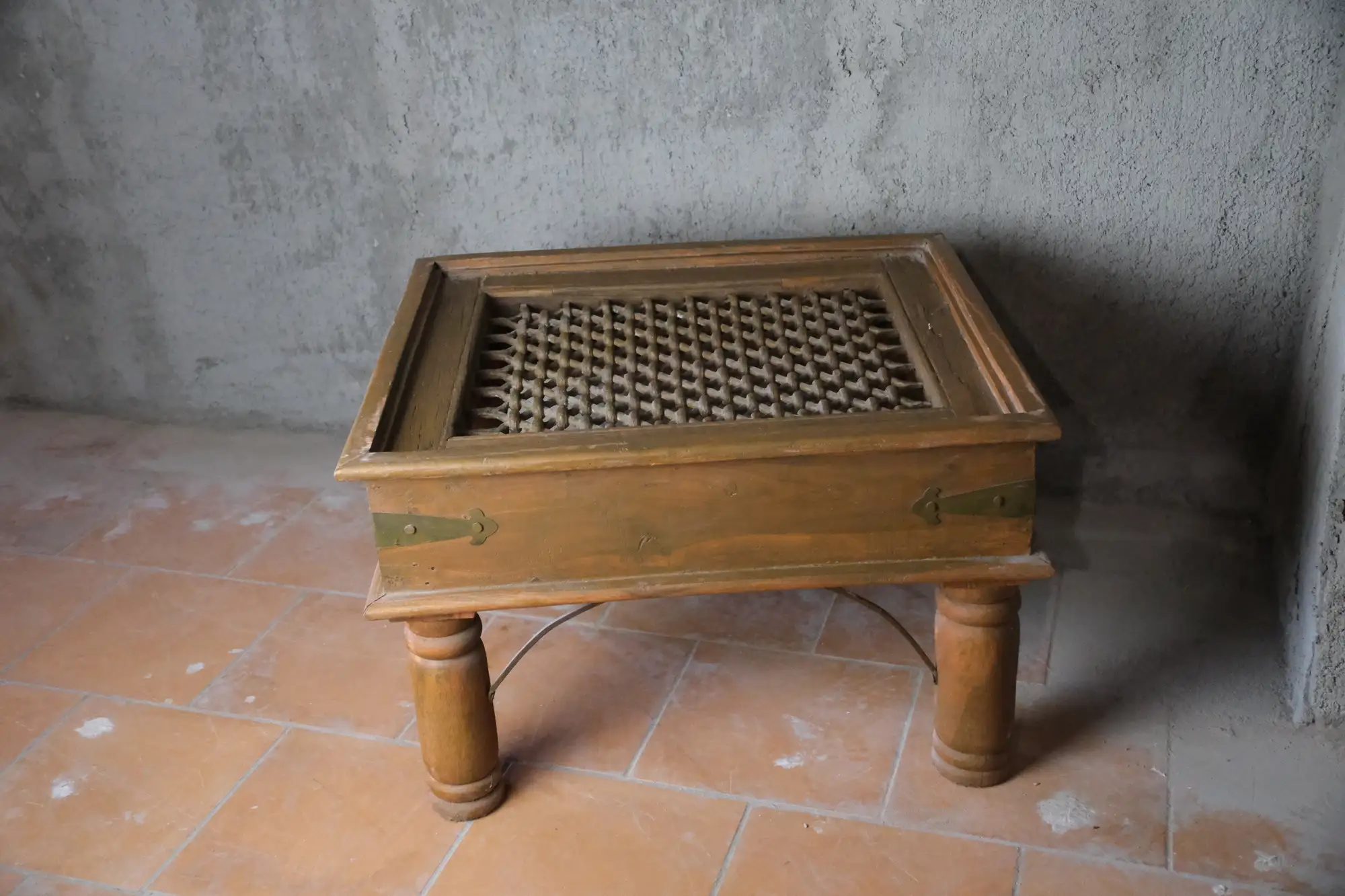 Mesa de Centro, Antigua Reja de la India