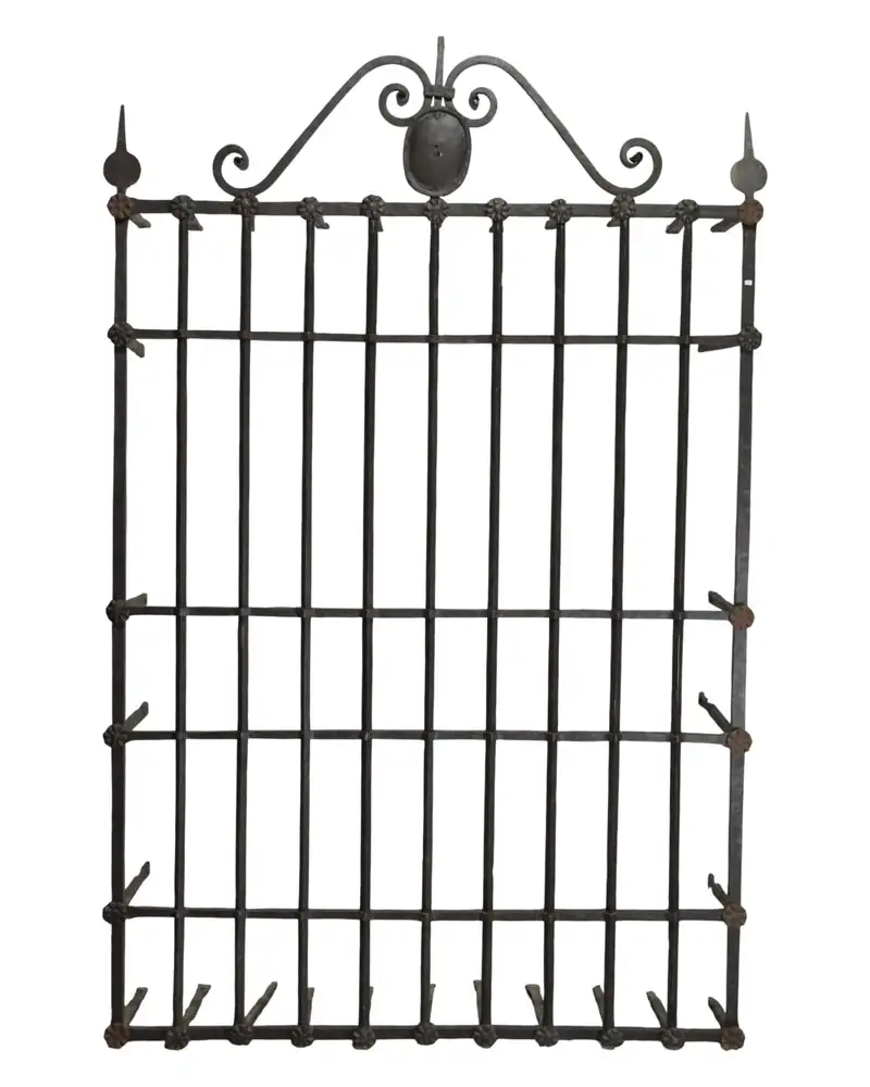 Reja de Hierro Forjado del Siglo XVIII con Copete Decorativo