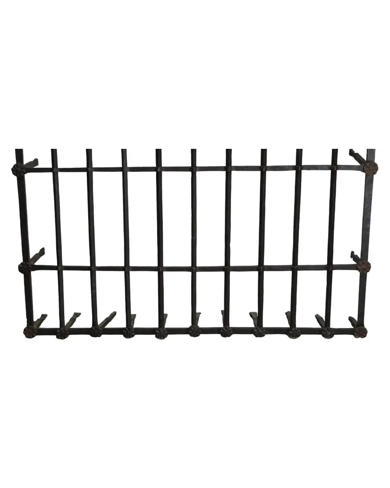 Reja de Hierro Forjado del Siglo XVIII con Copete Decorativo, Herrería y Metal, Siglo XVIII · vista 4/12