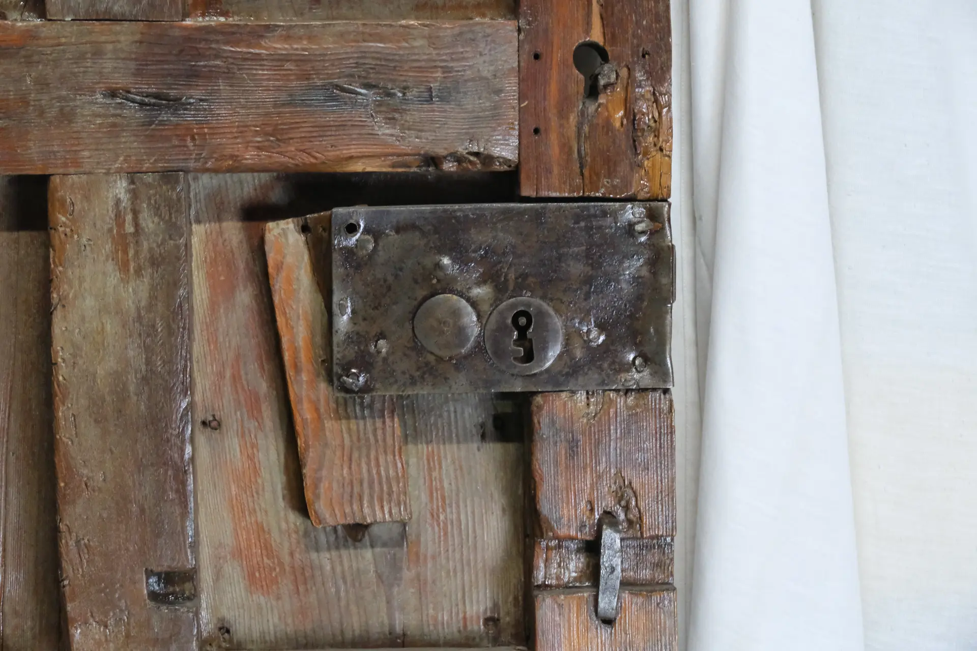 Puerta Rustica de Madera con tres Cuarterones, Siglo XIX, Puertas y Arquitectónico, Siglo XIX · vista 9/11