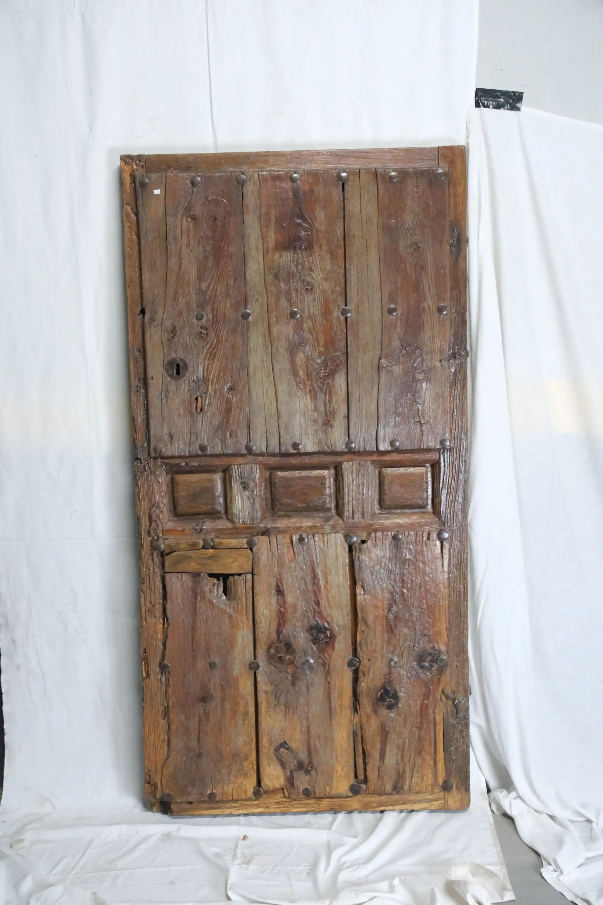 Puerta Rustica de Madera con tres Cuarterones, Siglo XIX