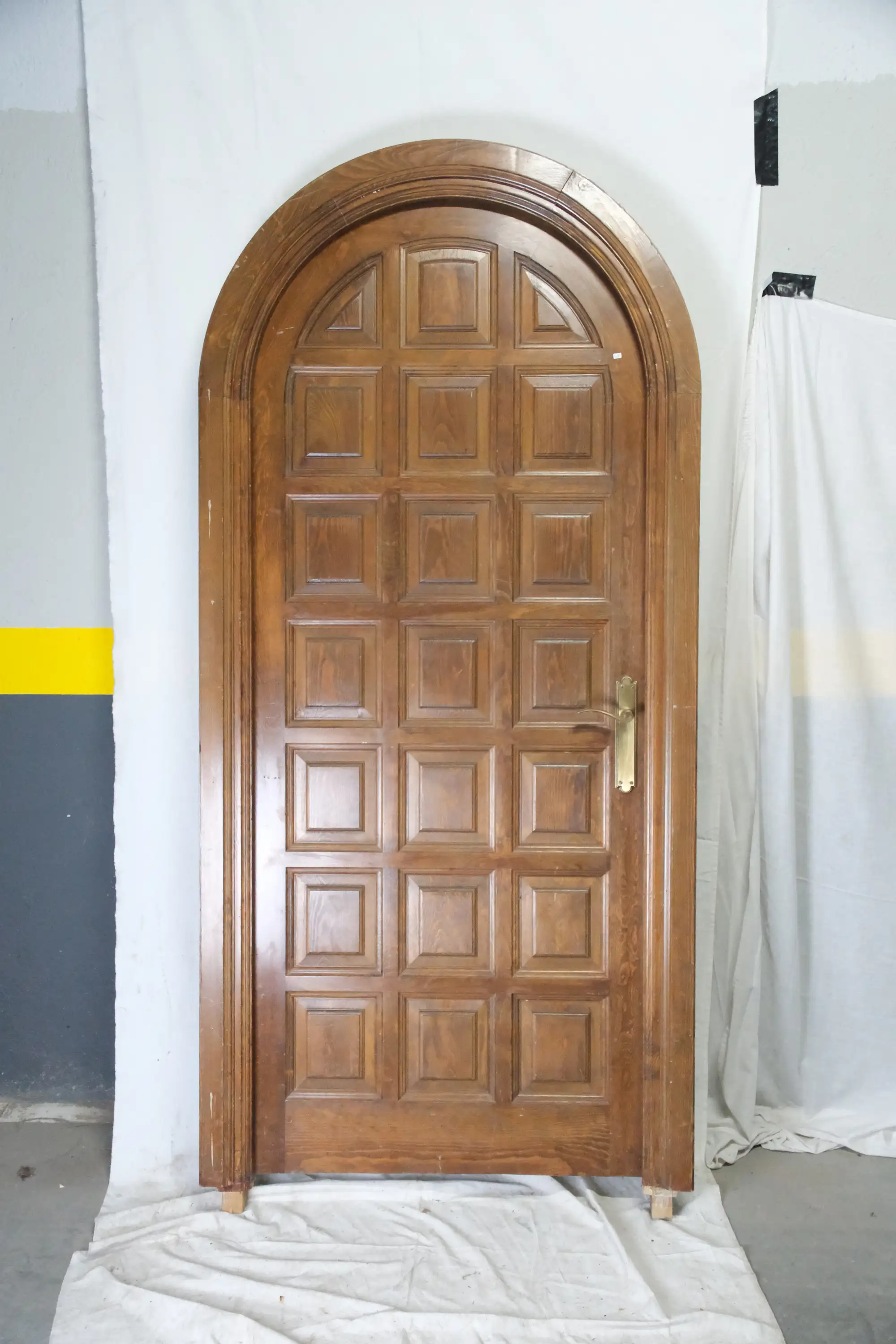 Puerta de Medio Punto del Siglo XX en Roble Macizo