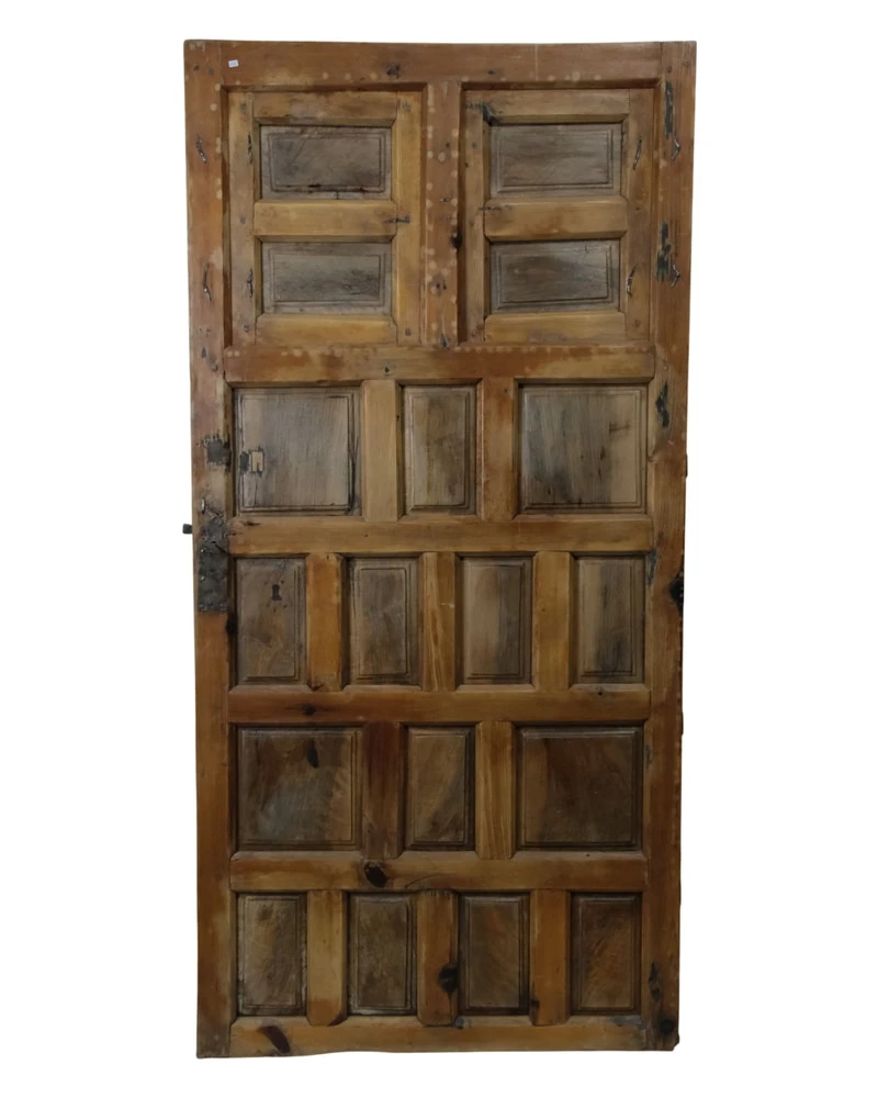 Puerta castellana del Siglo XVIII con cuarterones de pino y nogal, Puertas y Arquitectónico, Siglo XVIII