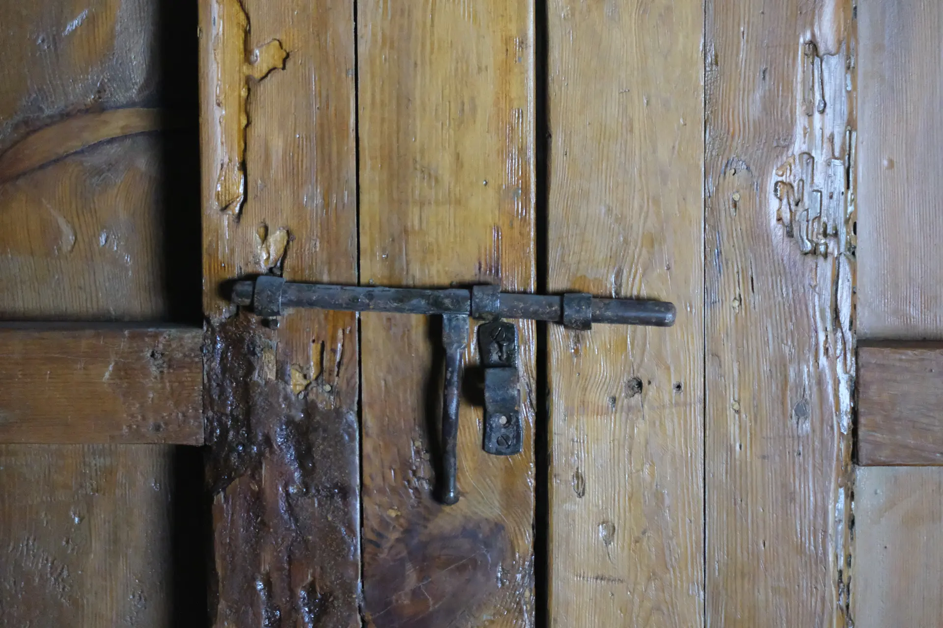 Puerta de Convento del Siglo XVII con Rejilla, Puertas y Arquitectónico, Siglo XVII · vista 5/9