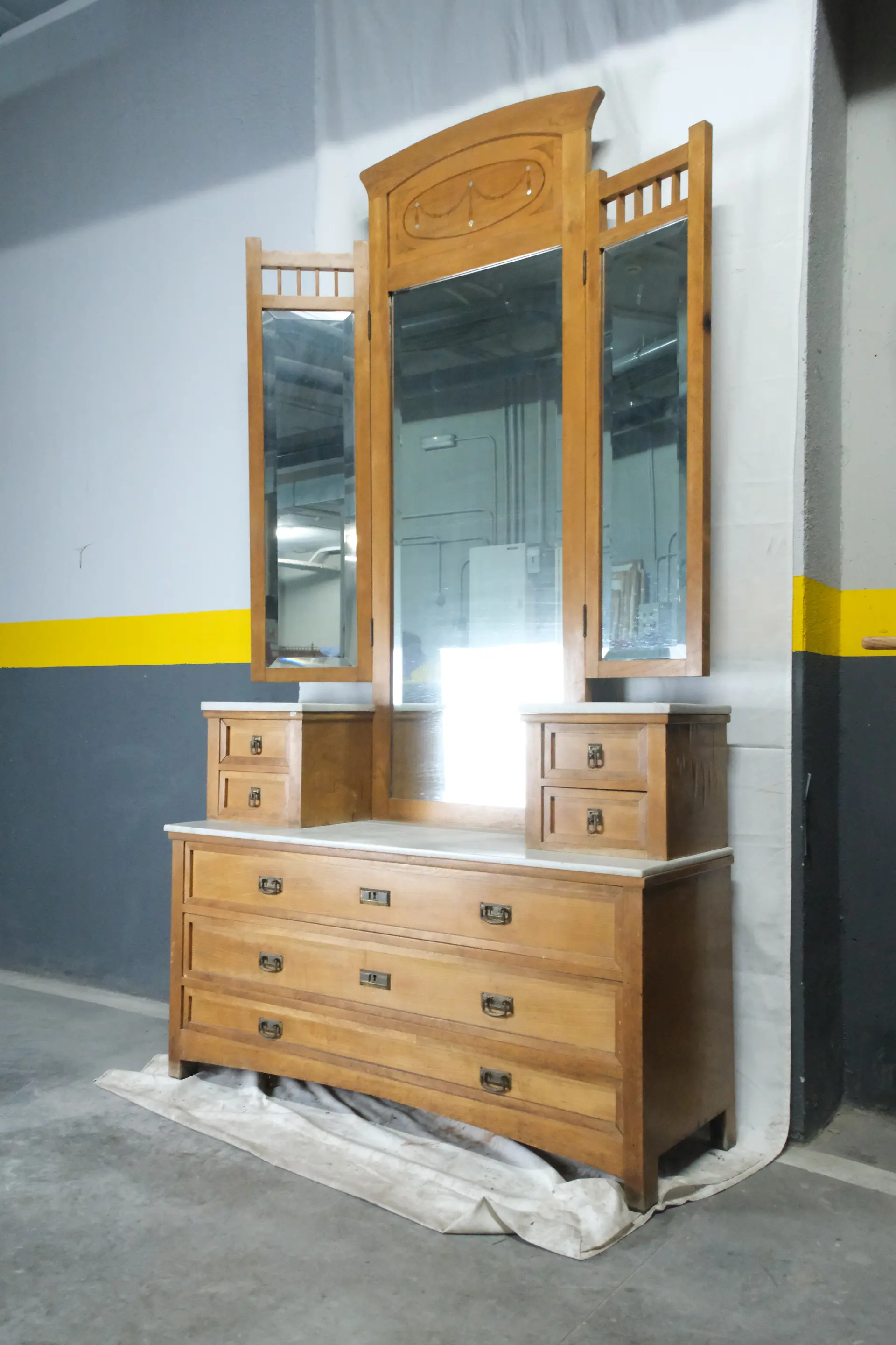Mueble con Espejo, Siglo XX, Armarios y Vitrinas, Siglo XX · vista 7/15