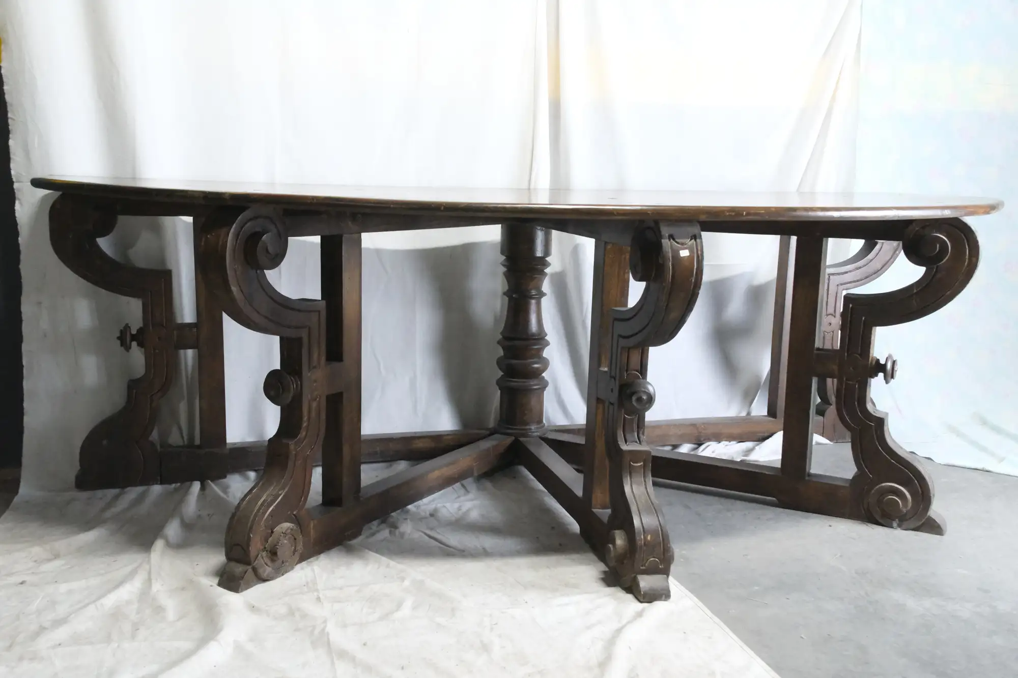 Mesa Frailera del Siglo XVIII de Convento de Castilla