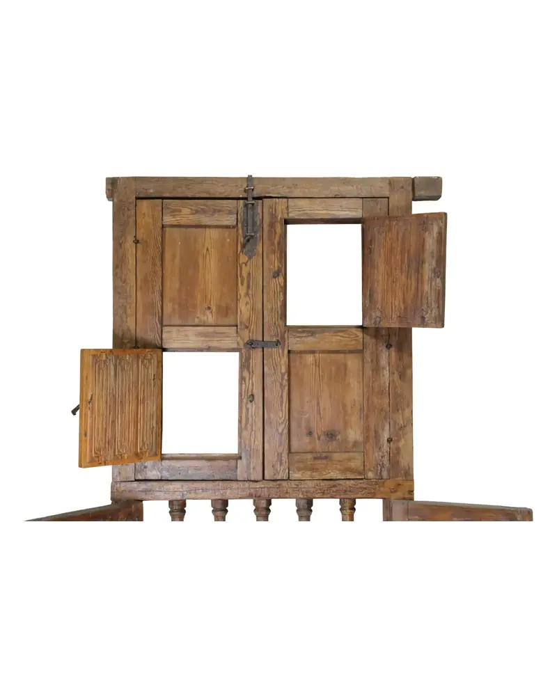 Balconada de Pino del Siglo XVII con Balustrada, Puertas y Arquitectónico, Siglo XVII · vista 14/15