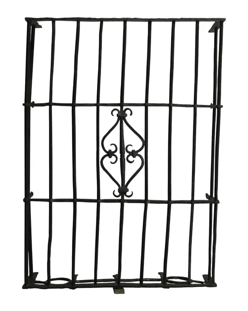 Reja de Ventana del Siglo XVII de Hierro Forjado en Castilla, Herrería y Metal, Siglo XVII