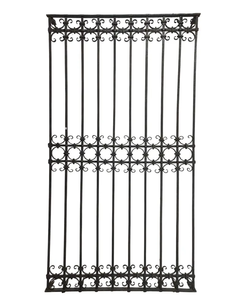 Reja de Hierro Fundido del Siglo XIX con Motivos, Herrería y Metal, Siglo XIX