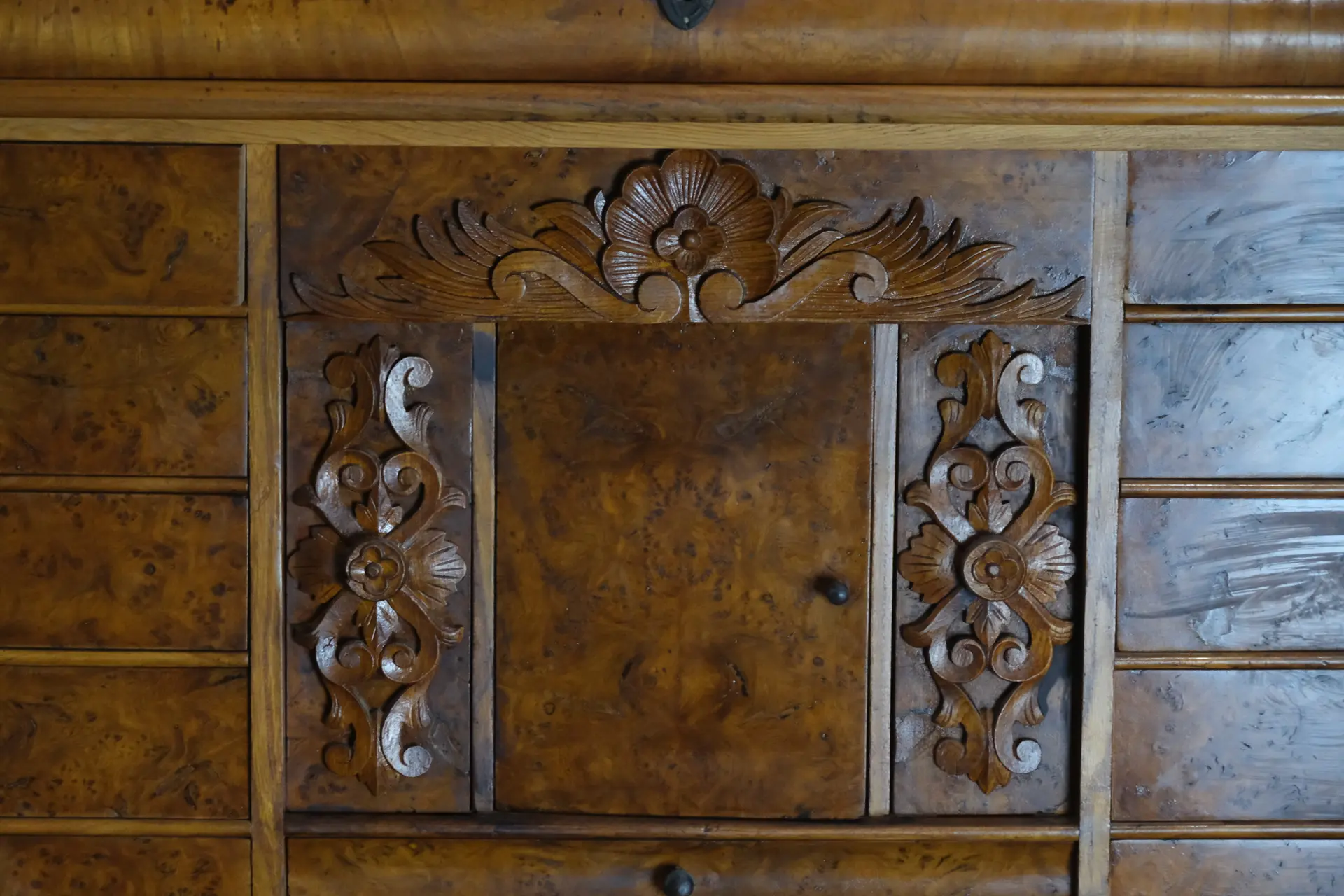 Mueble del Siglo XX, Armarios y Vitrinas, Siglo XIX–XX · vista 4/7