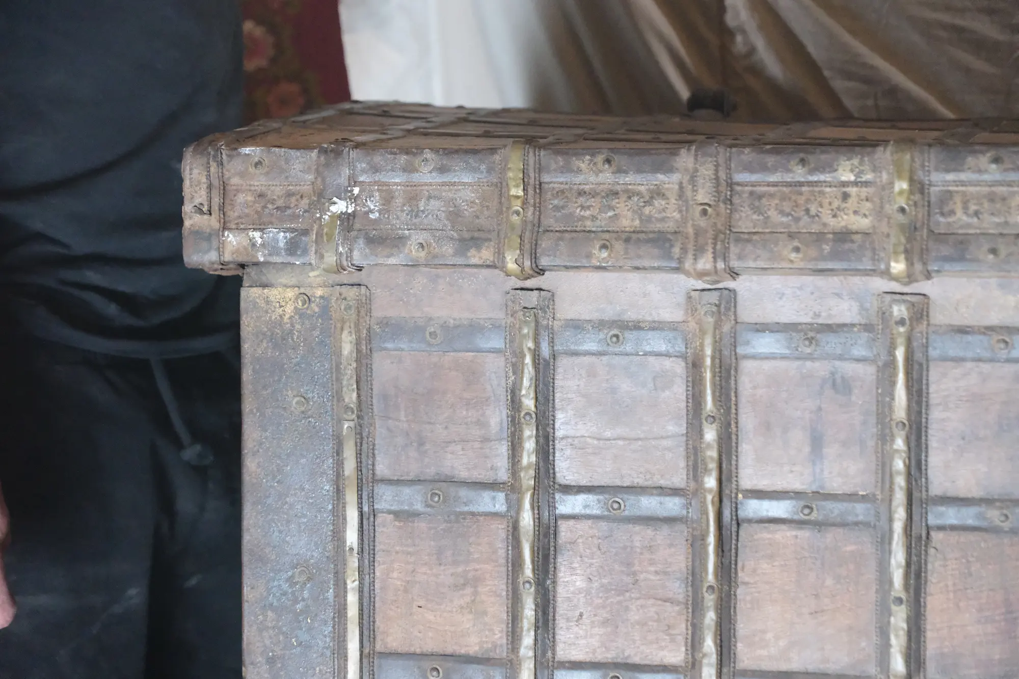 19th Century Travel Chest from India - 3/9