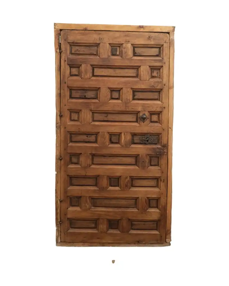 Puerta de Cuarterones del Siglo XVII-XVIII en Madera Maciza