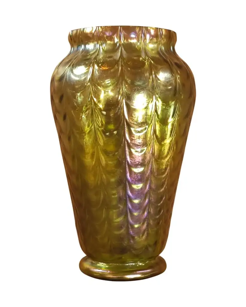 Florero Cristal Verde Irisado Bakalowits 1910
