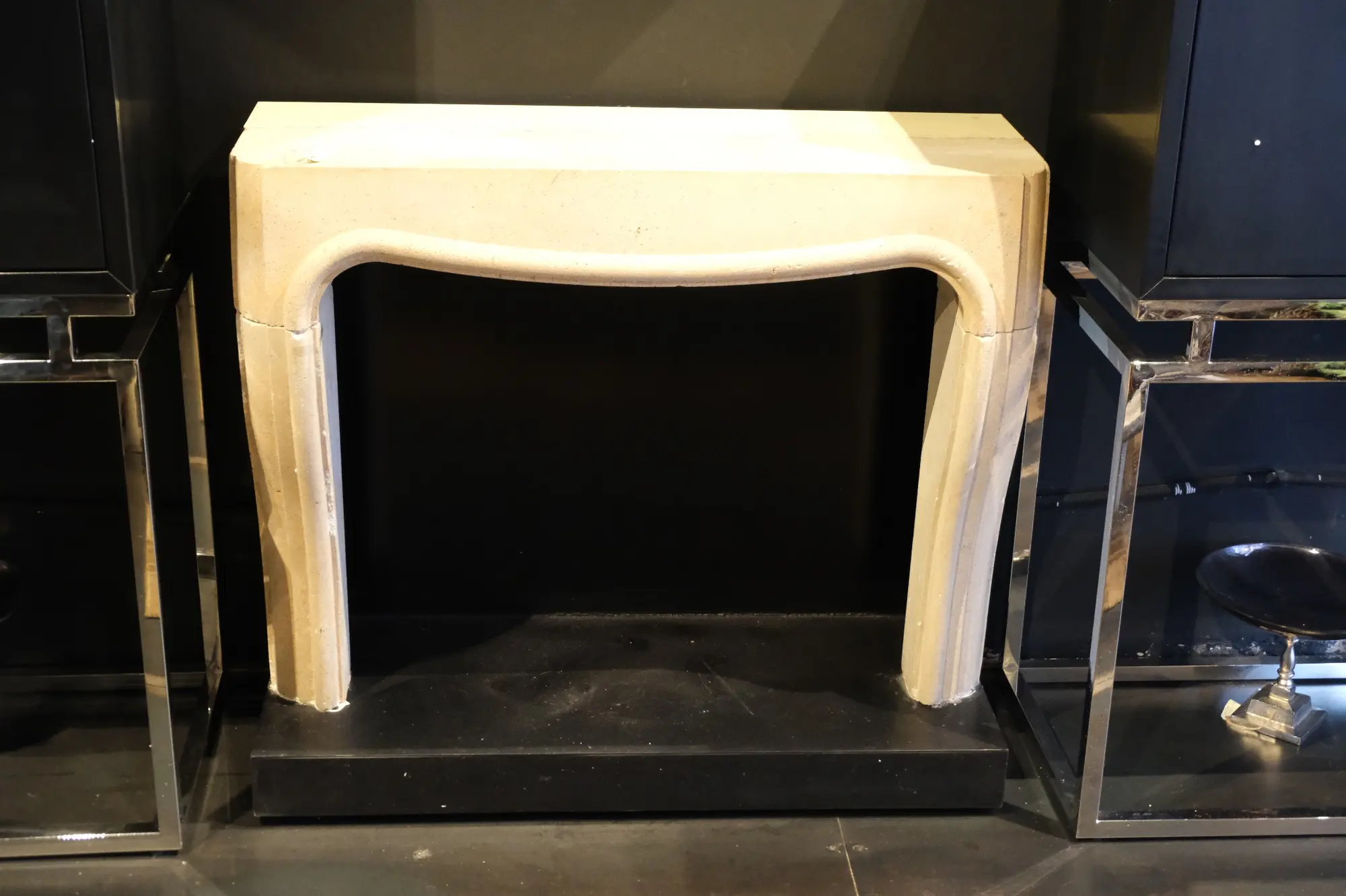 Chimenea de Piedra Caliza · vista 3/9