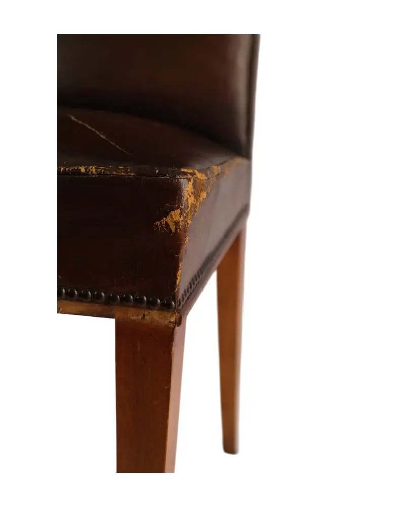 Silla Tapizada del Mediados del Siglo XX en Madera y Cuero, Sillas y Asientos, Primera mitad del siglo XX · vista 7/14