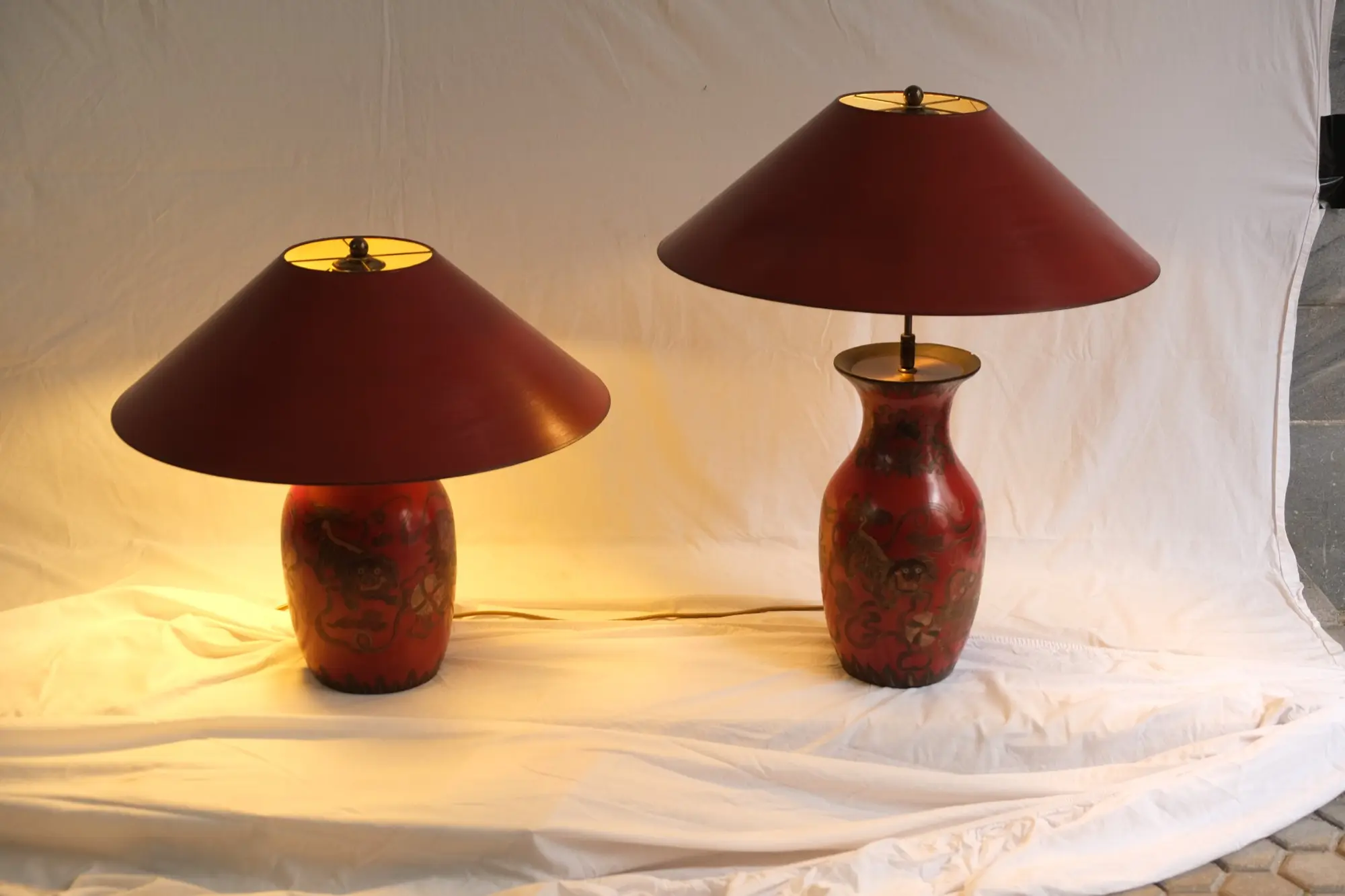 Lámparas de Mesa del Siglo XX en Cerámica Roja, Iluminación, Primera mitad del siglo XX · vista 2/12
