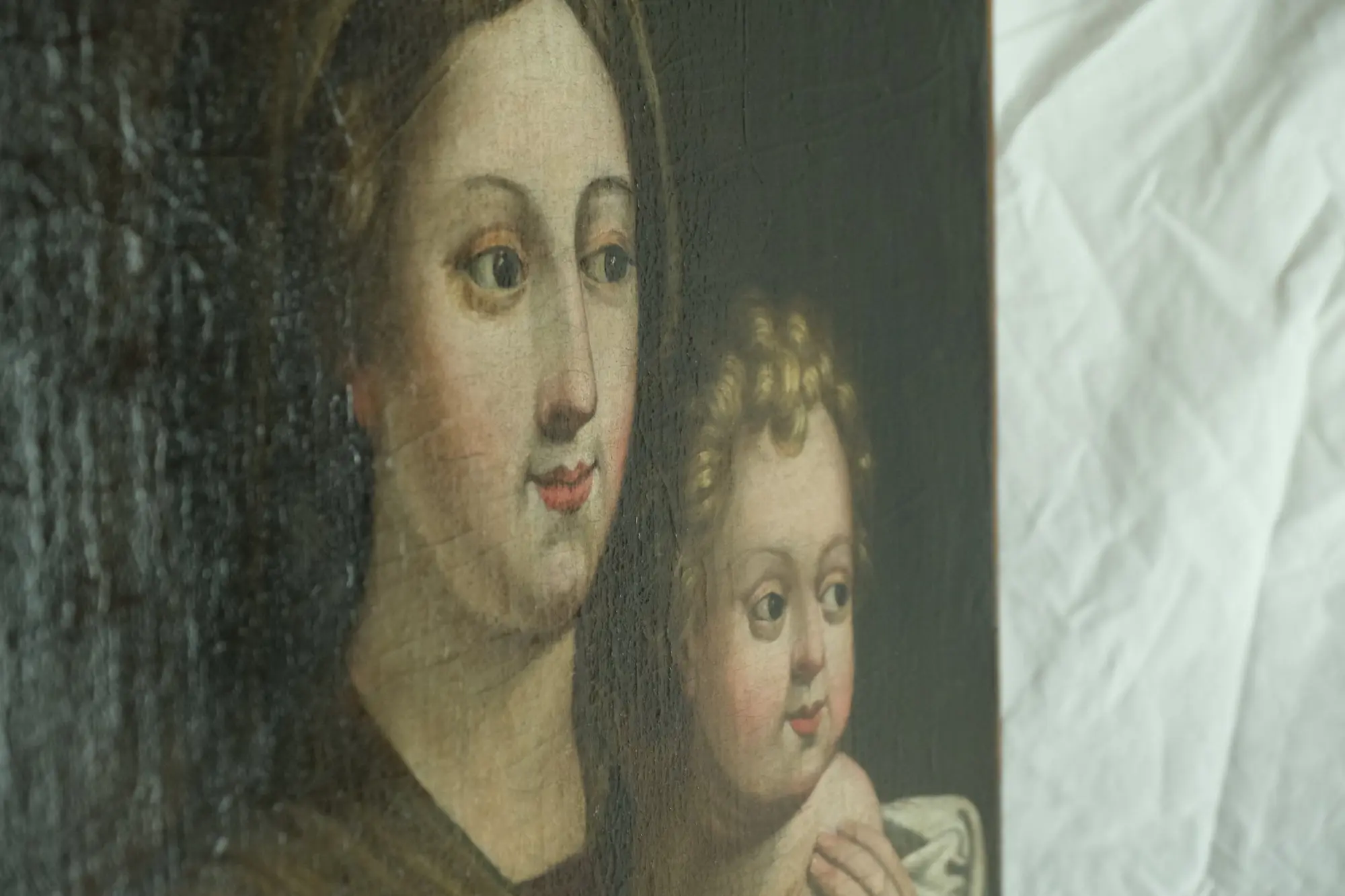 Pintura Religiosa del Siglo XVII de Virgen con Niño, Objetos Decorativos, Siglo XVII · vista 6/10
