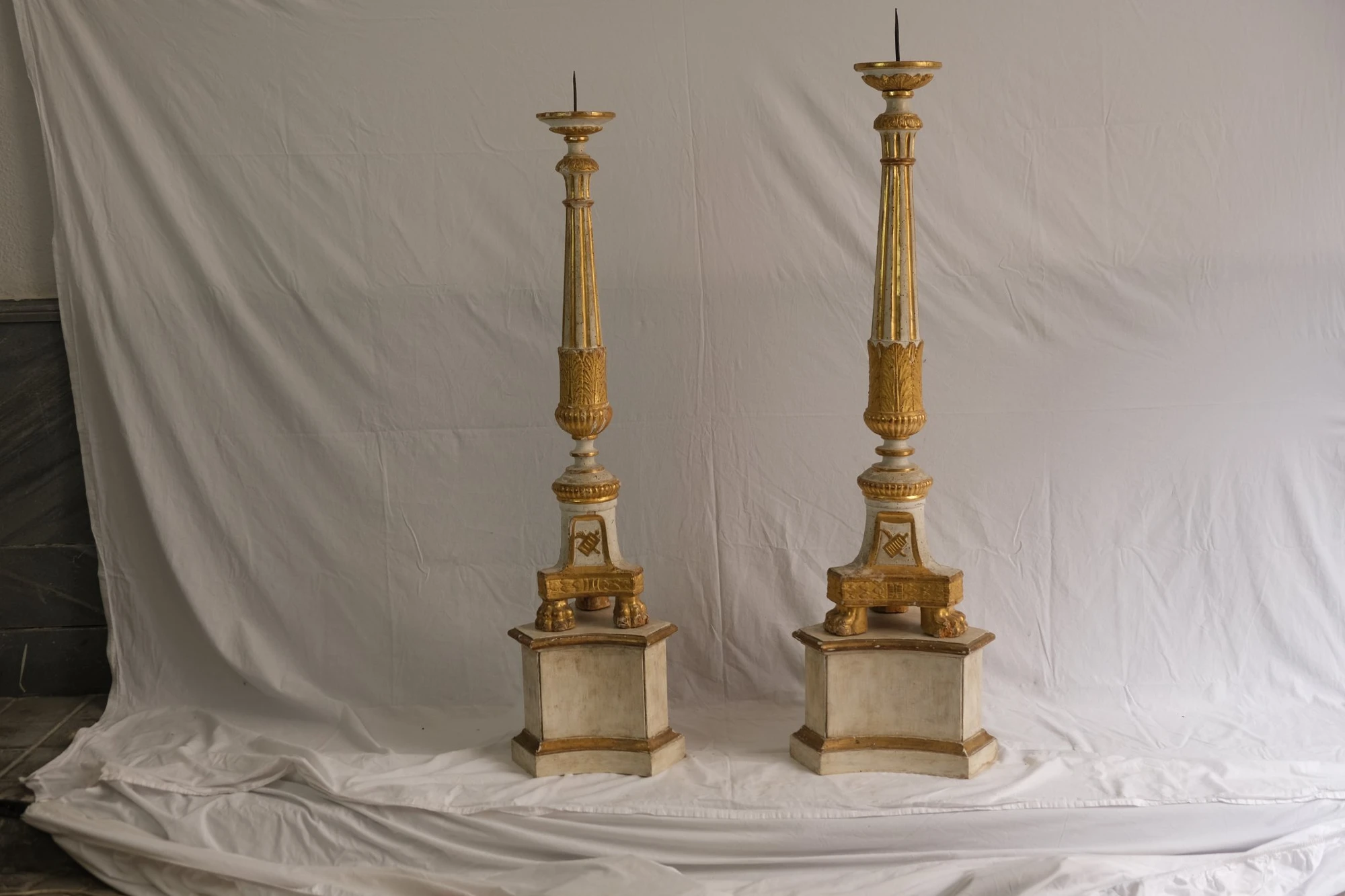 Candelabros del Siglo XIX en Madera Dorada, Iluminación, Siglo XIX