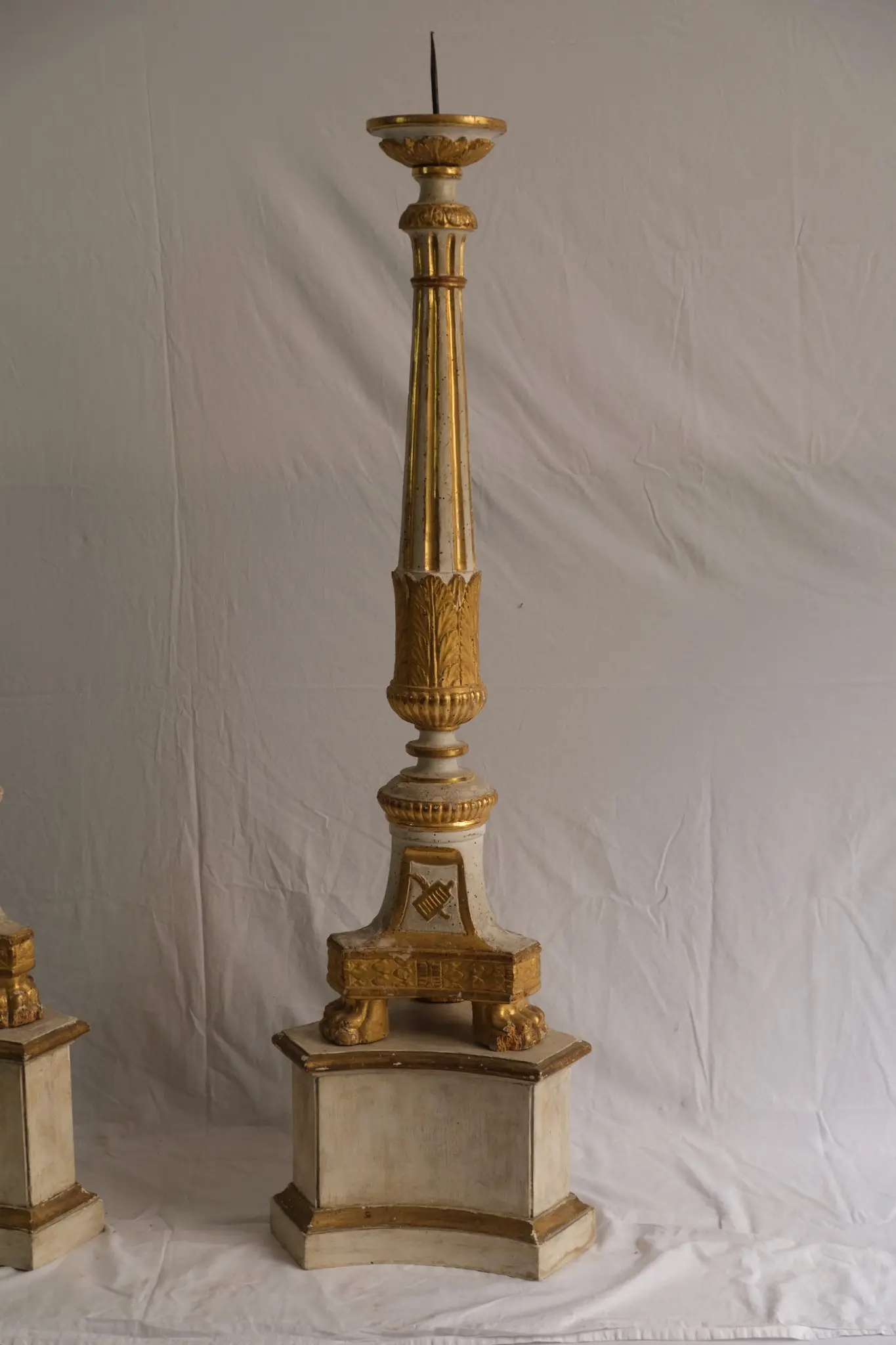 Candelabros del Siglo XIX en Madera Dorada, Iluminación, Siglo XIX · vista 3/13