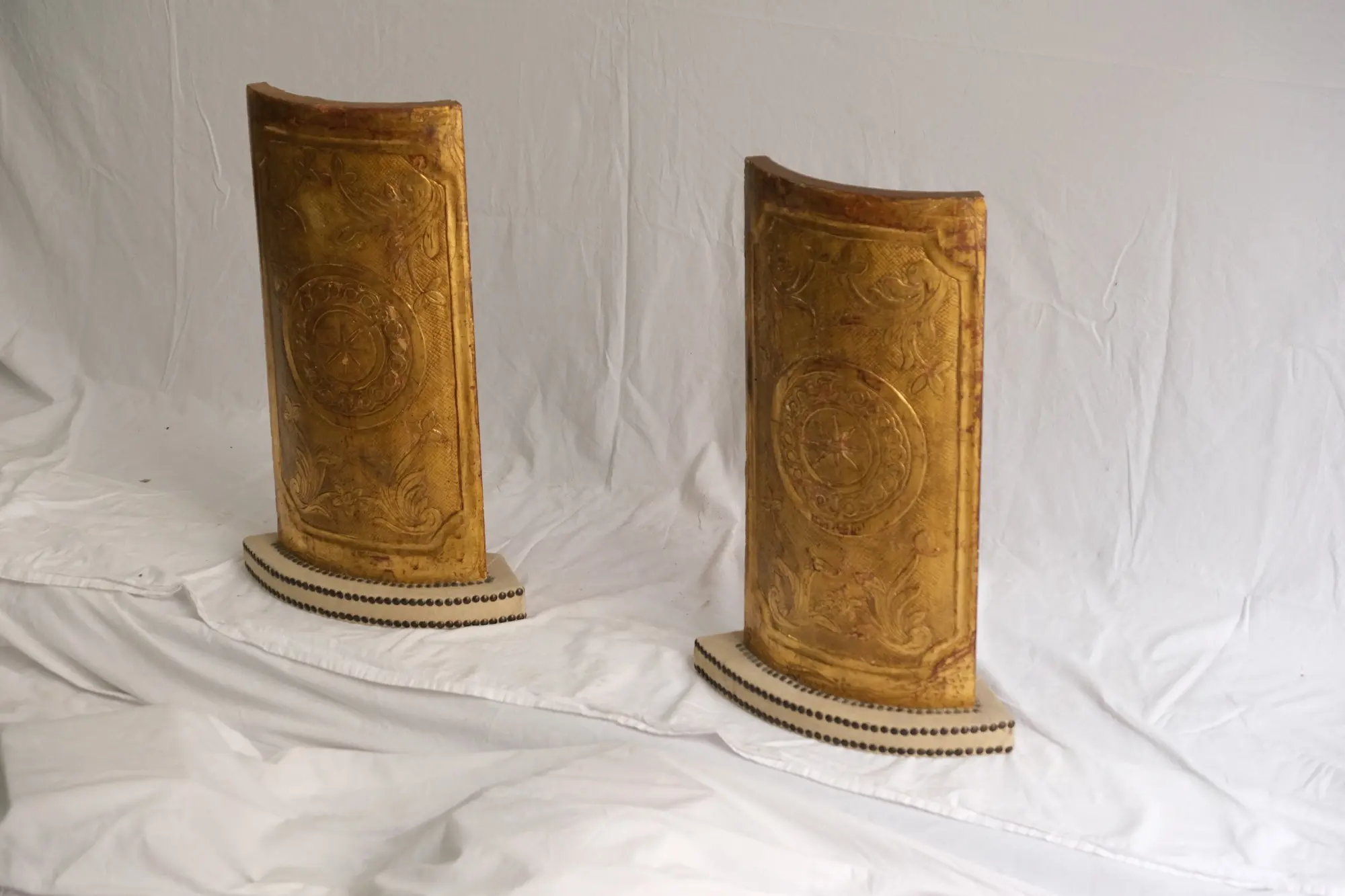 Soporte de Libros del Siglo XIX en Bronce Dorado, Objetos Decorativos, Siglo XIX · vista 3/11