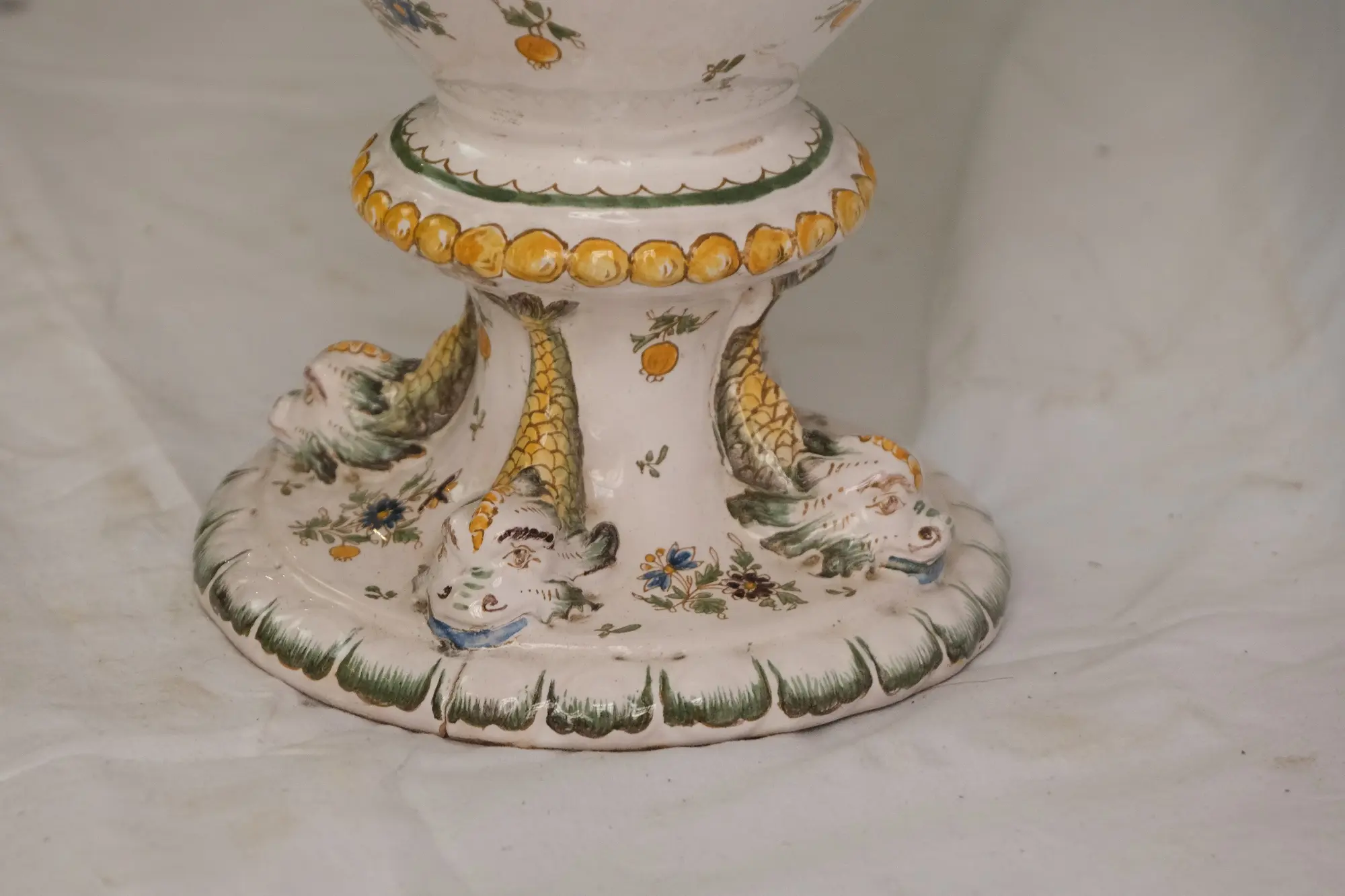 Jarrón del Siglo XVIII con Asas y Decoración Floral, Objetos Decorativos, Siglo XVIII · vista 5/7