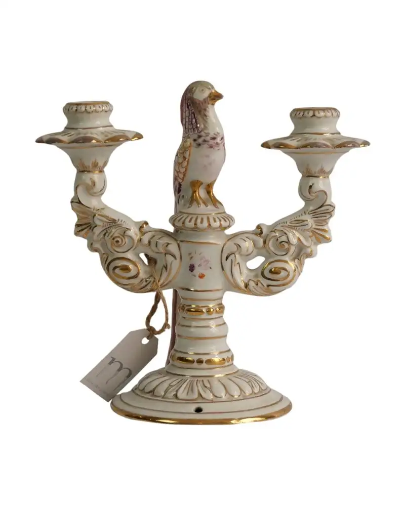 Candelabro del Siglo XIX con Figura de Ave en Porcelana