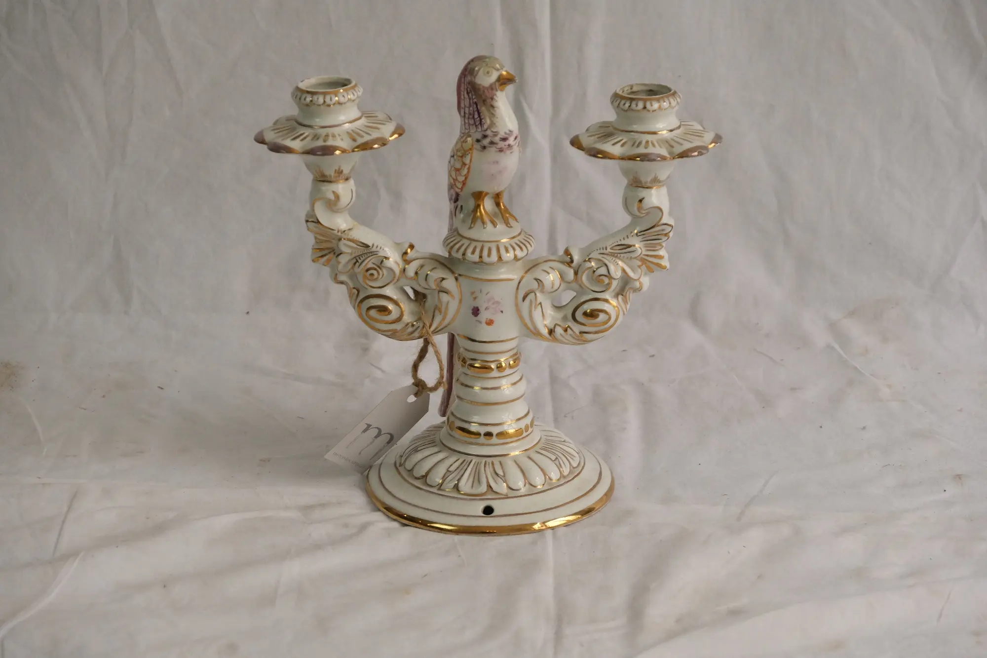 Candelabro del Siglo XIX con Figura de Ave en Porcelana, Iluminación, Siglo XIX · vista 2/8