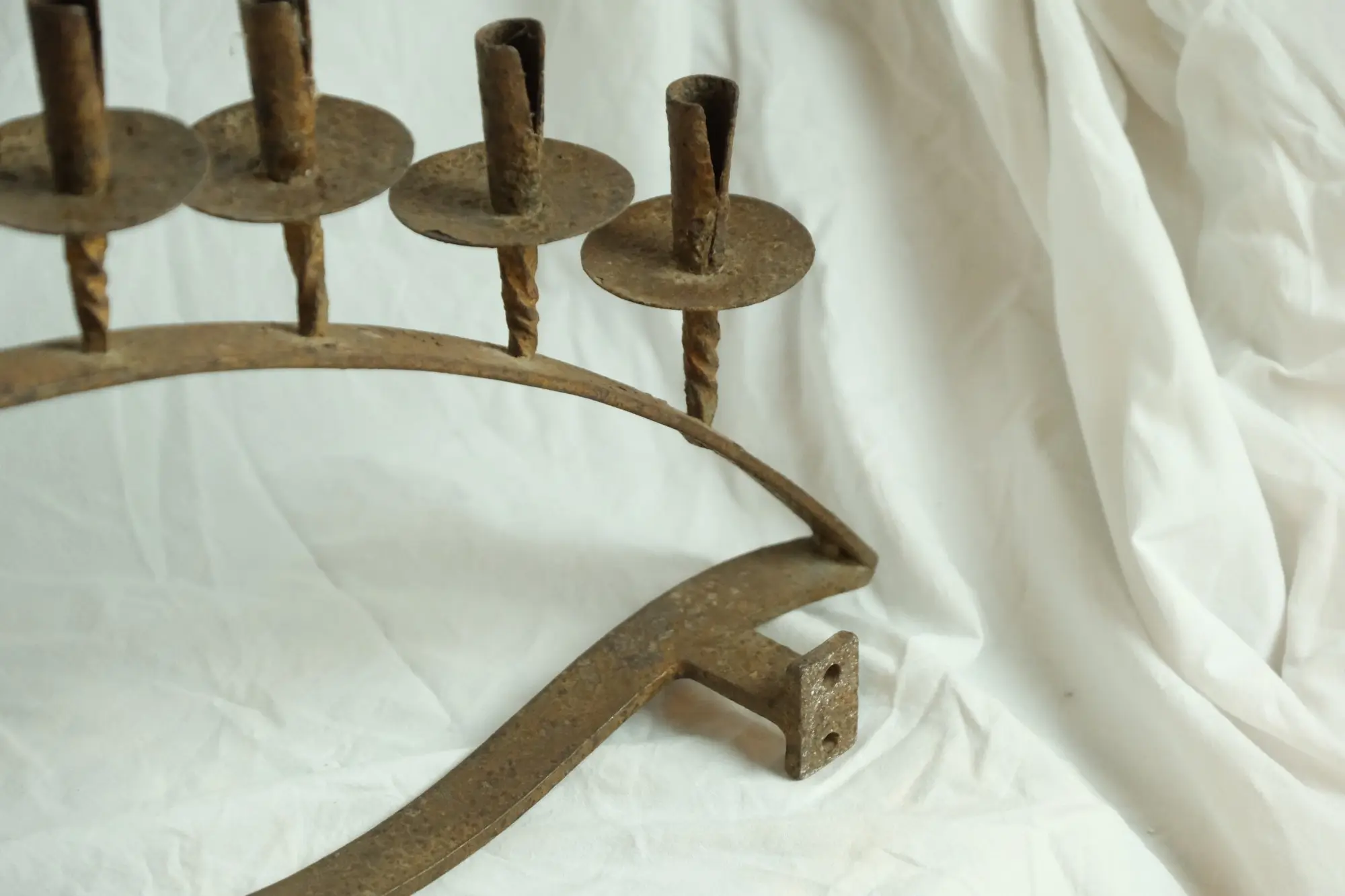 Candelabro de Hierro del Siglo XIX con Soportes para Velas, Iluminación, Siglo XIX · vista 7/7