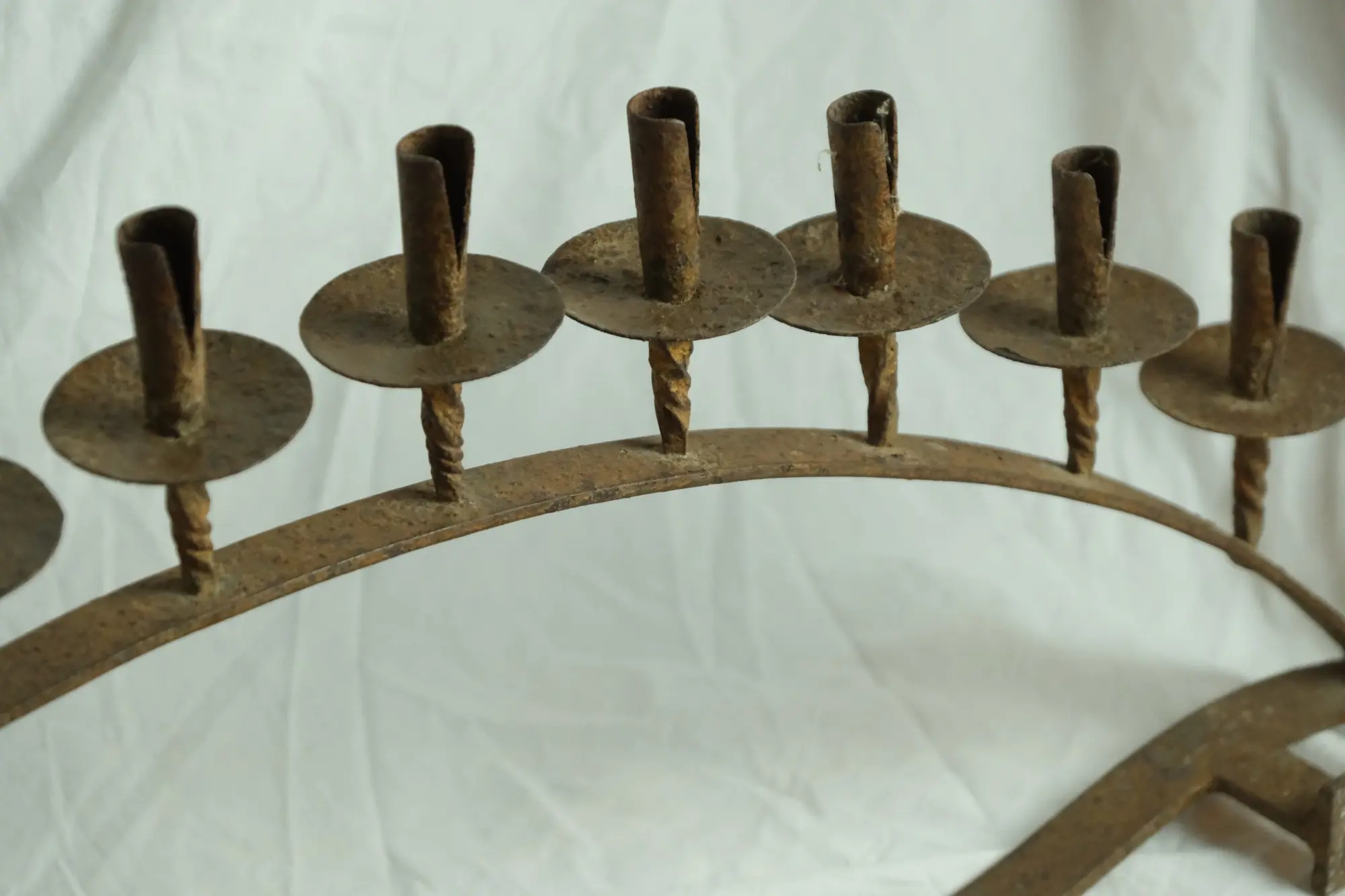 Candelabro de Hierro del Siglo XIX con Soportes para Velas, Iluminación, Siglo XIX · vista 6/7