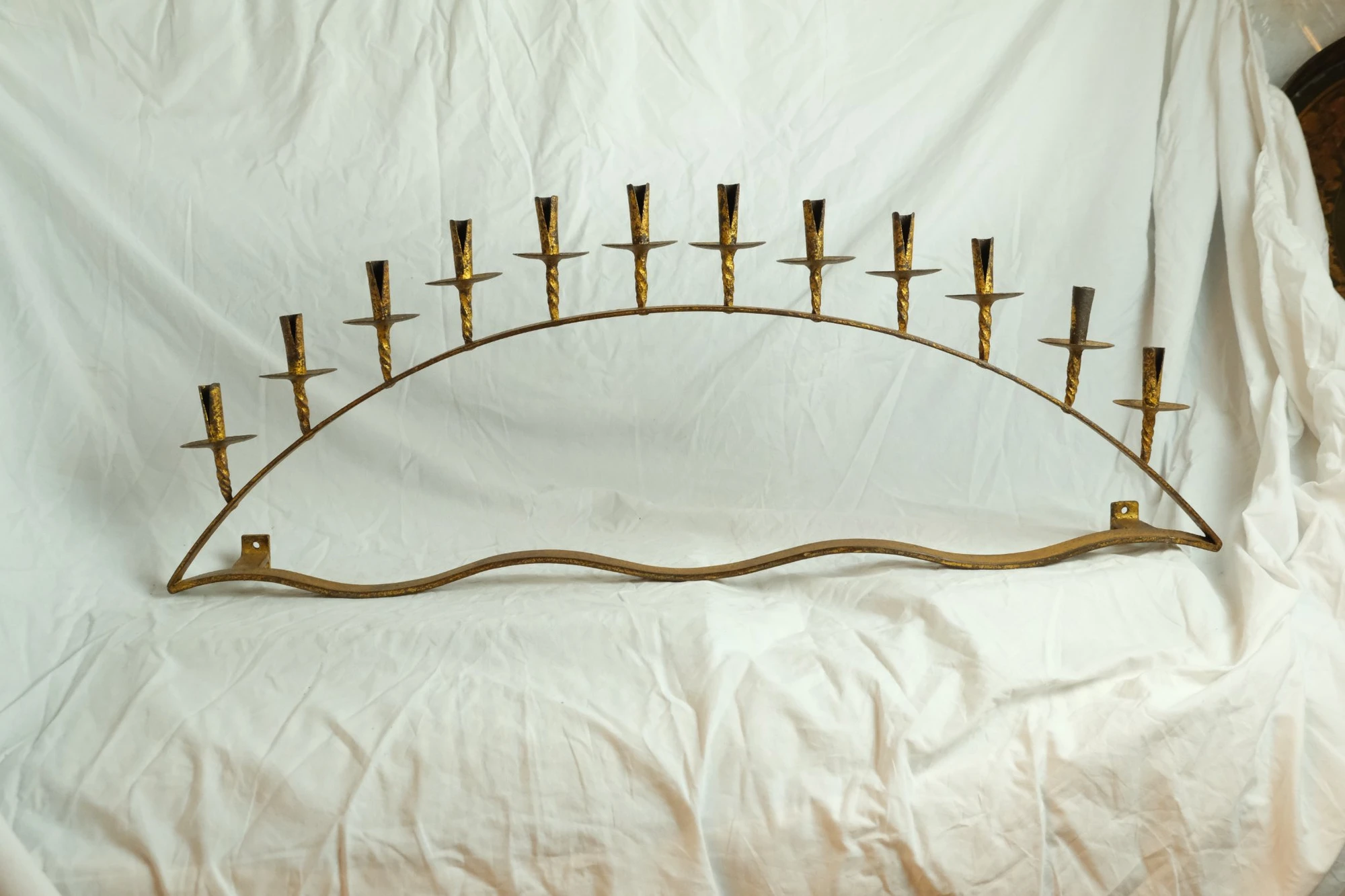 Candelabro de Hierro del Siglo XX con 12 Portavelas, Iluminación, Primera mitad del siglo XX