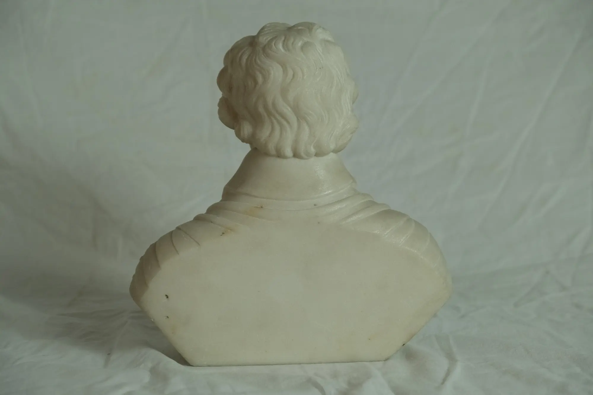 Busto de Mármol del Siglo XIX de un Noble, Arte y Pintura, Siglo XIX · vista 4/7