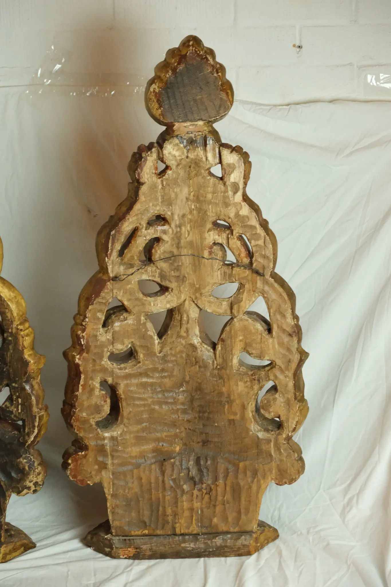 Pareja de Soportes de Libro del Siglo XVIII en Madera Dorada, Objetos Decorativos, Siglo XVIII · vista 13/18