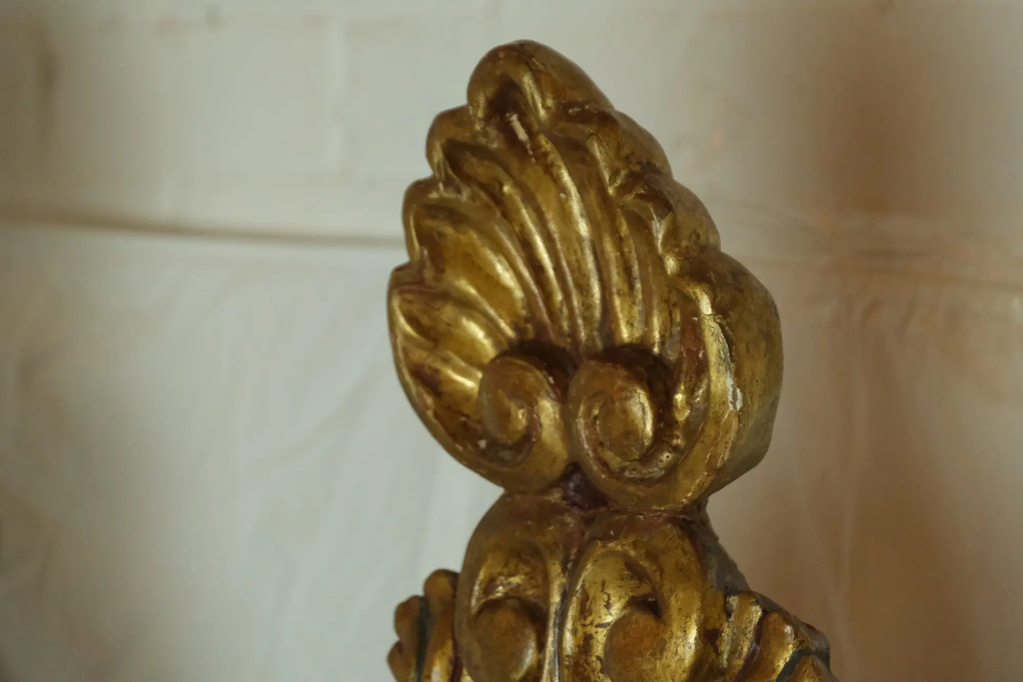 Pareja de Soportes de Libro del Siglo XVIII en Madera Dorada, Objetos Decorativos, Siglo XVIII · vista 7/18