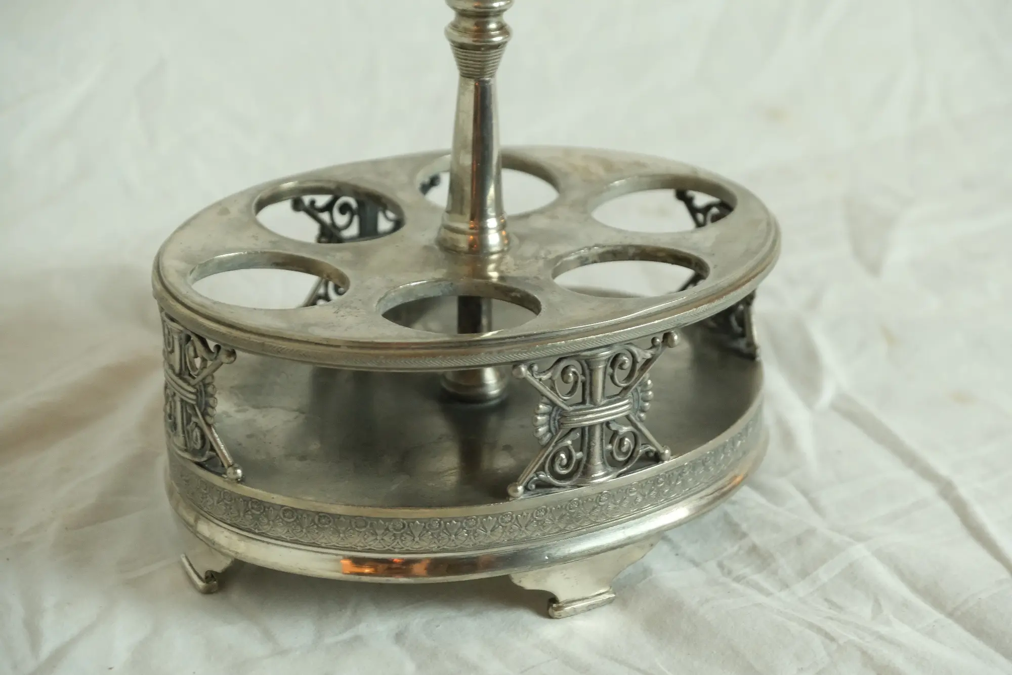 Soporte para Botellas del Siglo XIX en Metal, Objetos Decorativos, Siglo XIX · vista 4/8