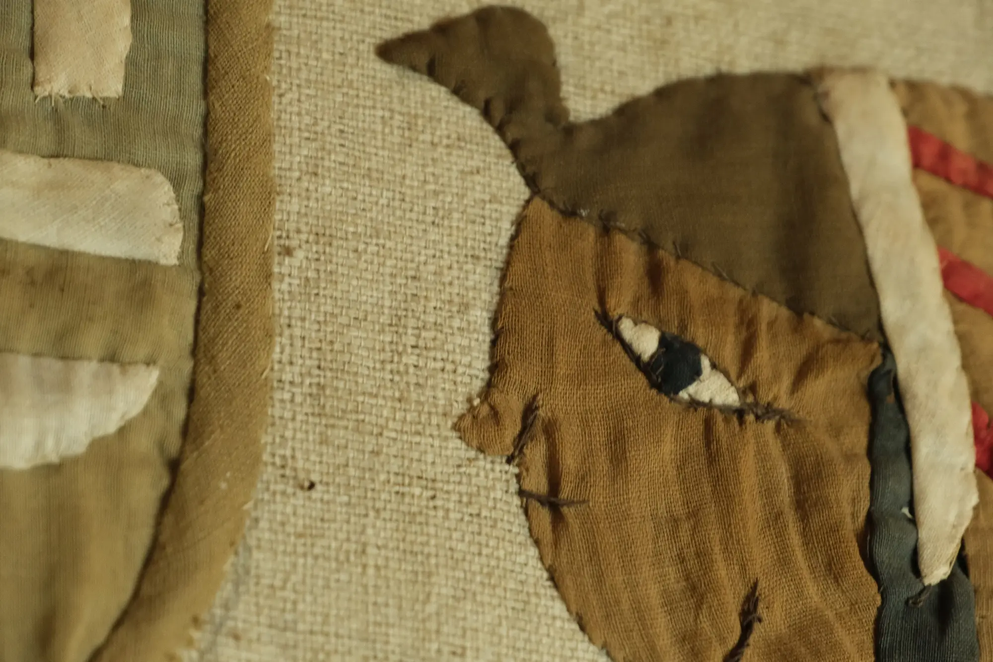 Tapa de Manta del Siglo XX con Motivo Indígena, Textiles y Tapices, Primera mitad del siglo XX · vista 7/13