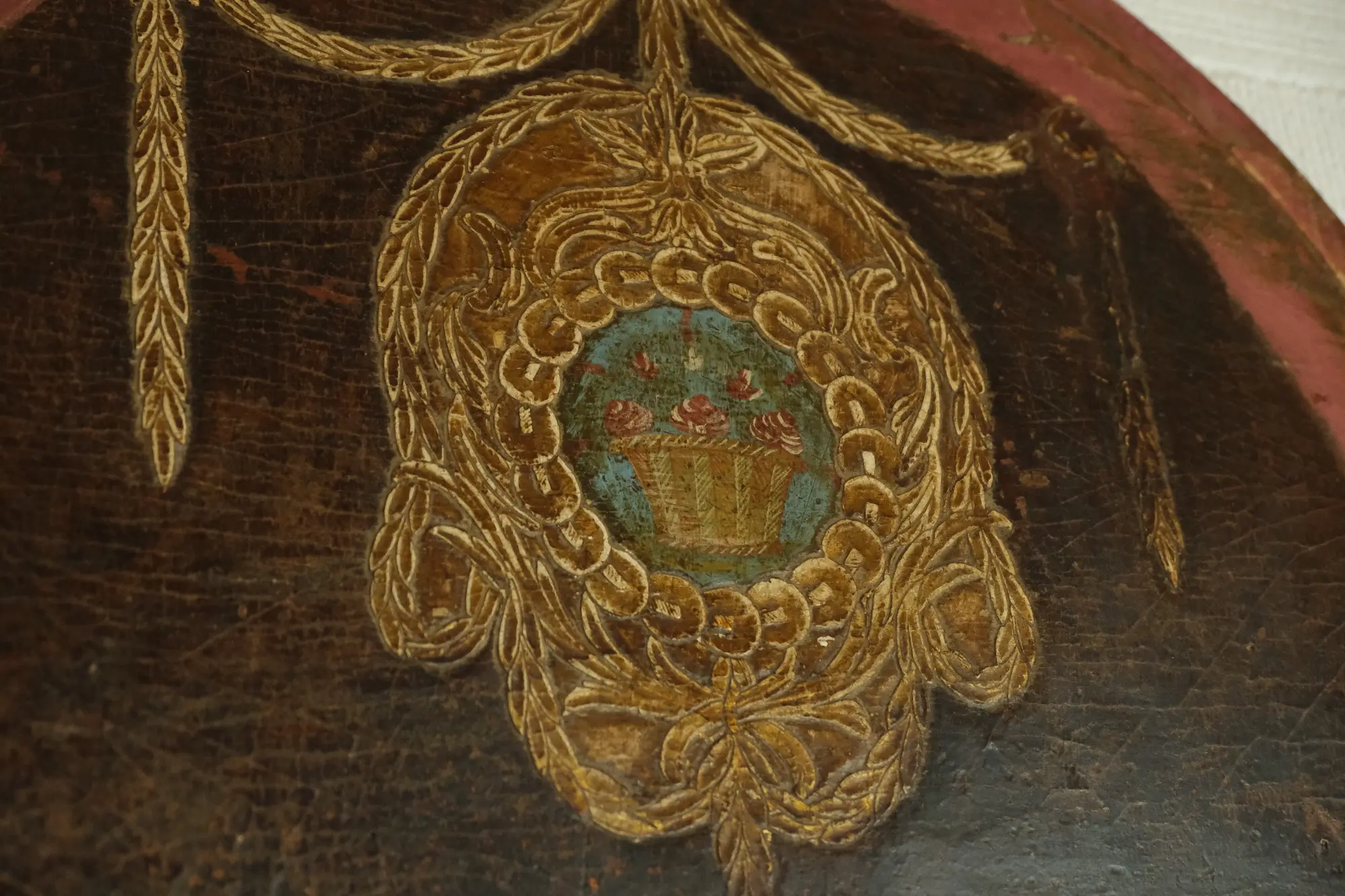 Cabecero de Cama del Siglo XIX con Decoración Pintada, Camas, Siglo XIX · vista 7/17