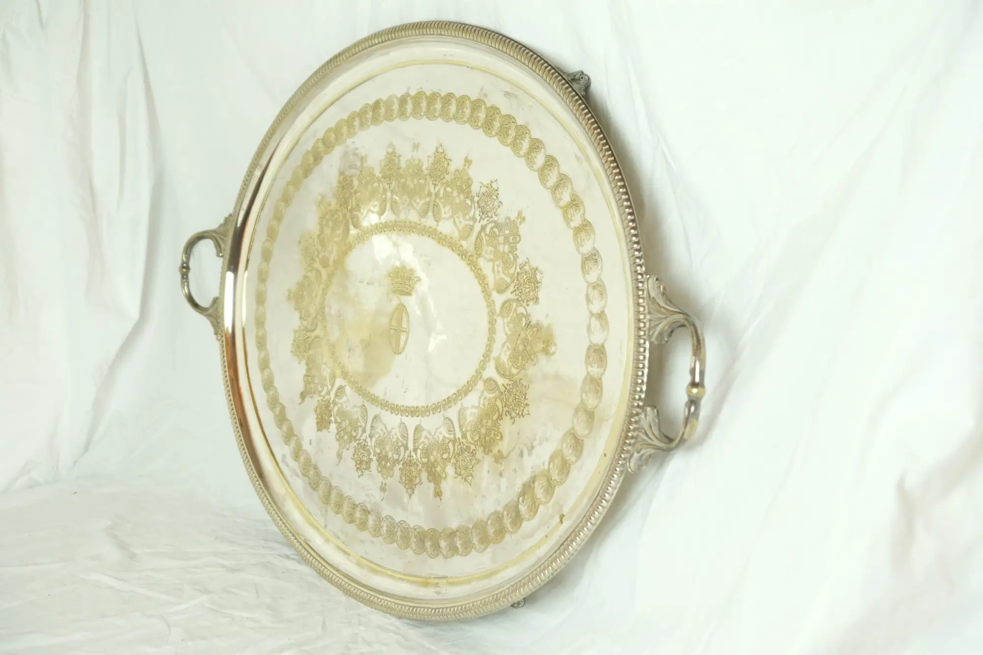 Bandeja Ovalada del Siglo XIX Plateda, Objetos Decorativos, Siglo XIX · vista 3/15