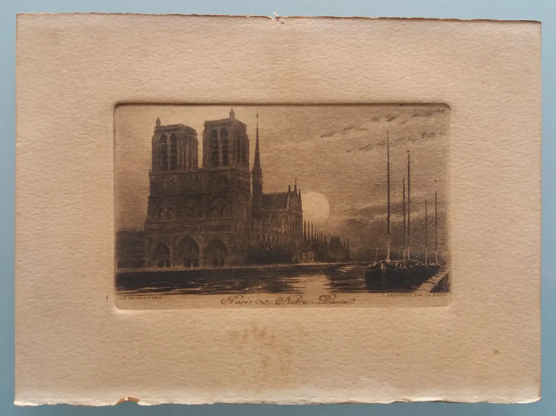 Eau-forte de Notre Dame de Paris por Ch Pinet, Escuela Francesa, Siglo XIX