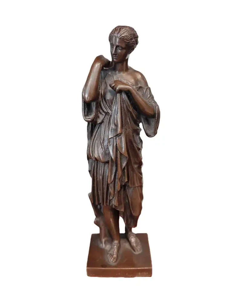 Sculpture Diana of Gabii from the 19th Century in Bronze