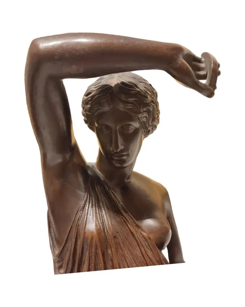 Sculpture 'Wounded Amazon' from the 19th Century in Bronze - 7/7