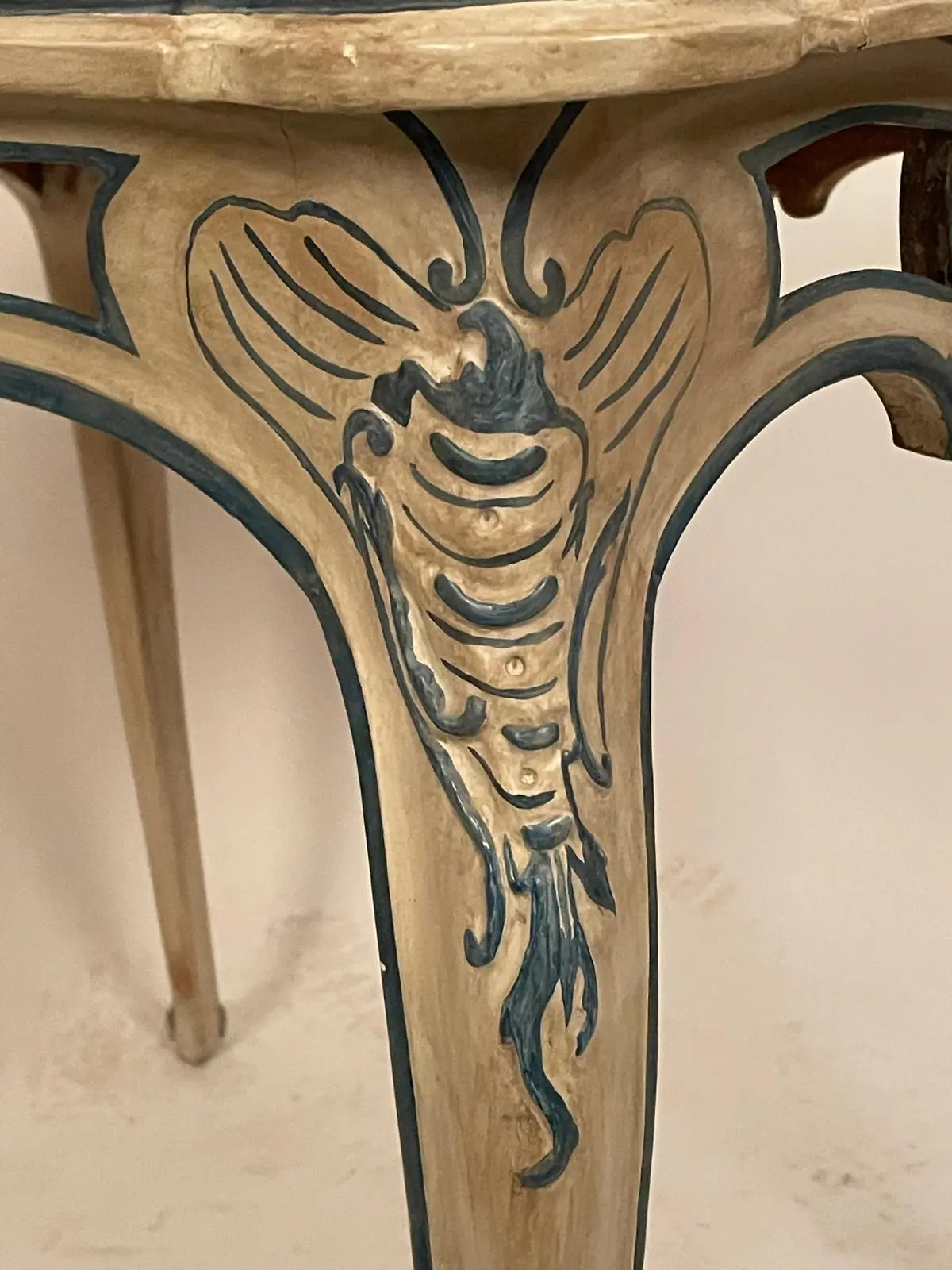 Mesa Rococó del Siglo XVIII en Madera Pintada a Mano, Mesas, Siglo XVIII · vista 5/9