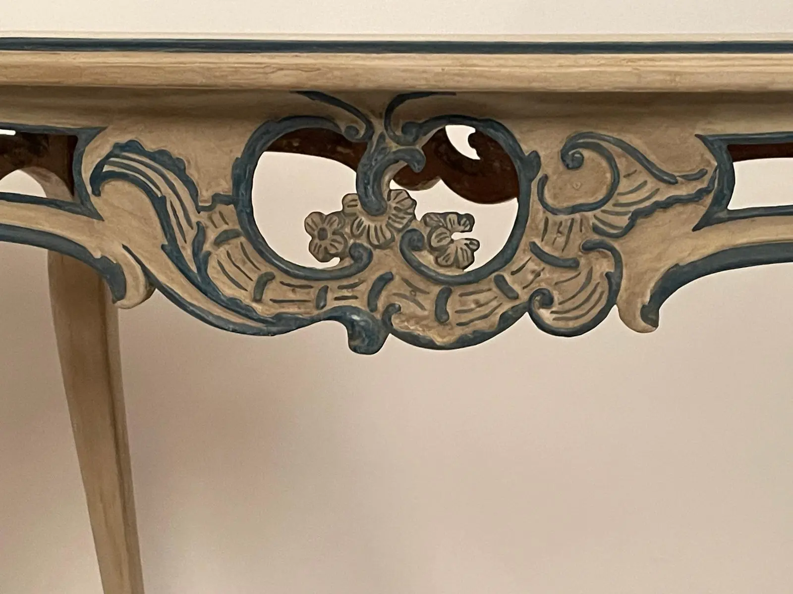 Mesa Rococó del Siglo XVIII en Madera Pintada a Mano, Mesas, Siglo XVIII · vista 7/9