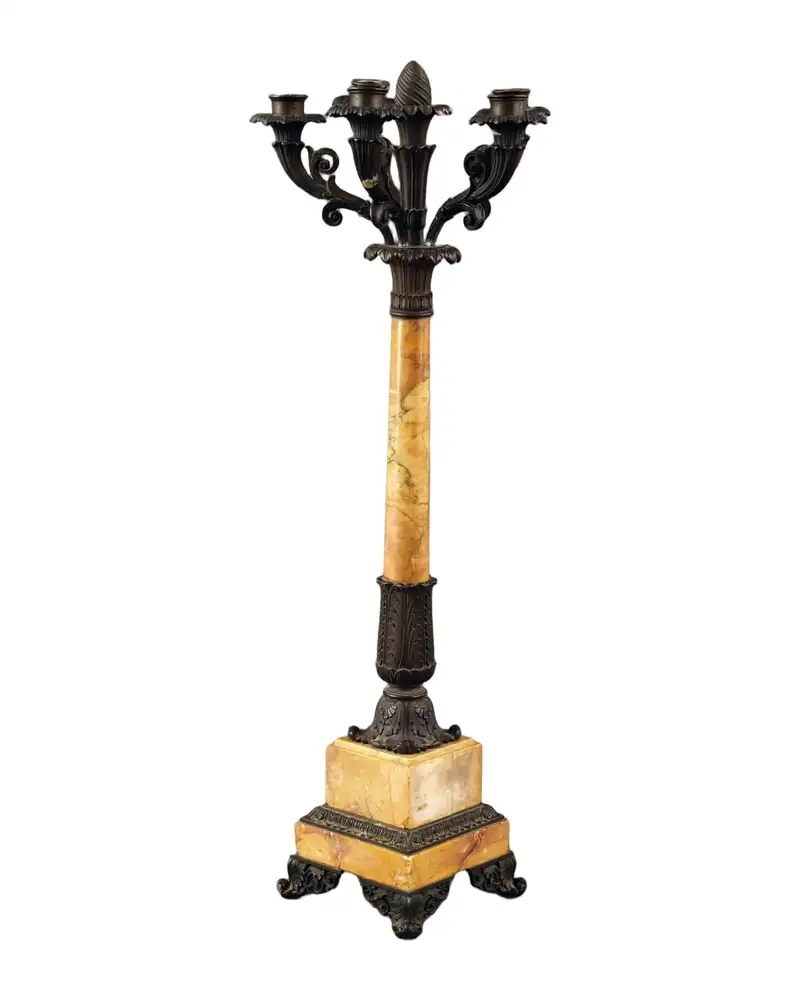 Candelabro Girandole del Siglo XVII en Mármol y Bronce