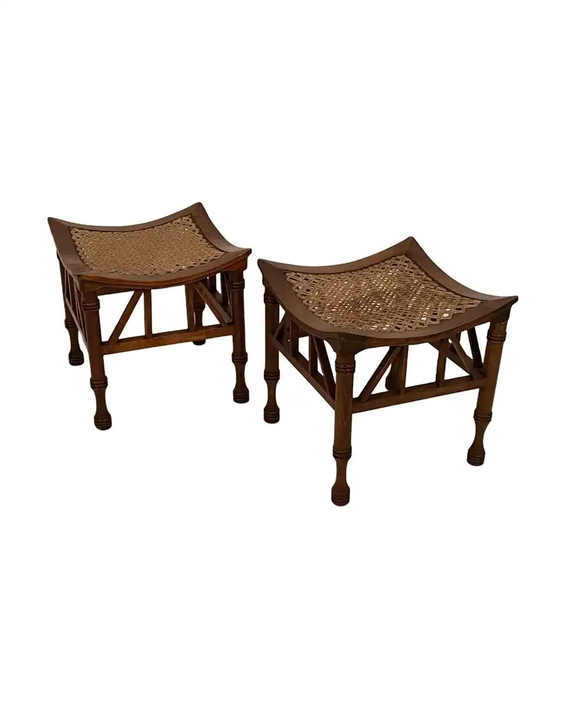 Par de Taburetes Thebes del Siglo XX en Madera de Haya