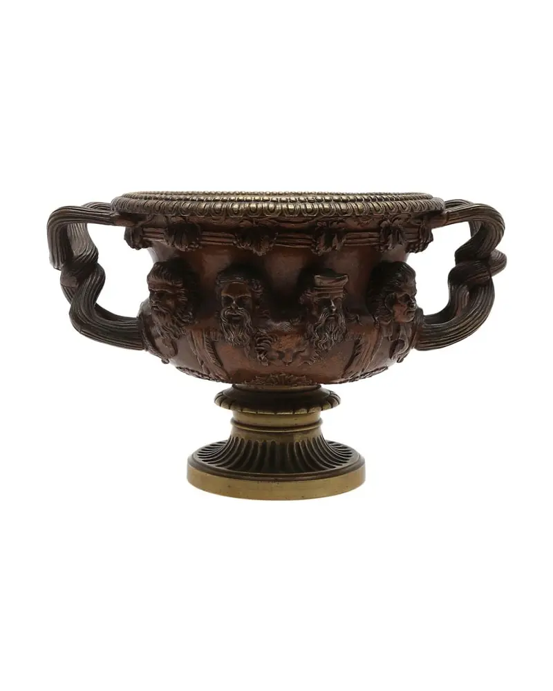 Warwick Vase from the 19th Century in Patinated Bronze - 9/10