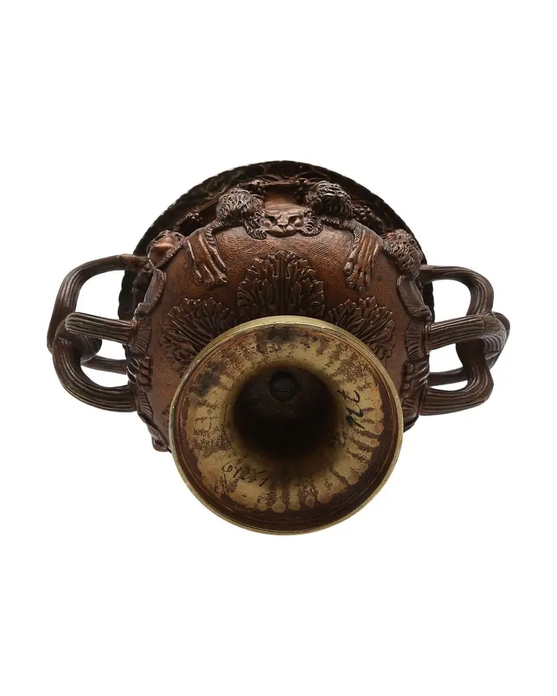 Warwick Vase from the 19th Century in Patinated Bronze - 4/10